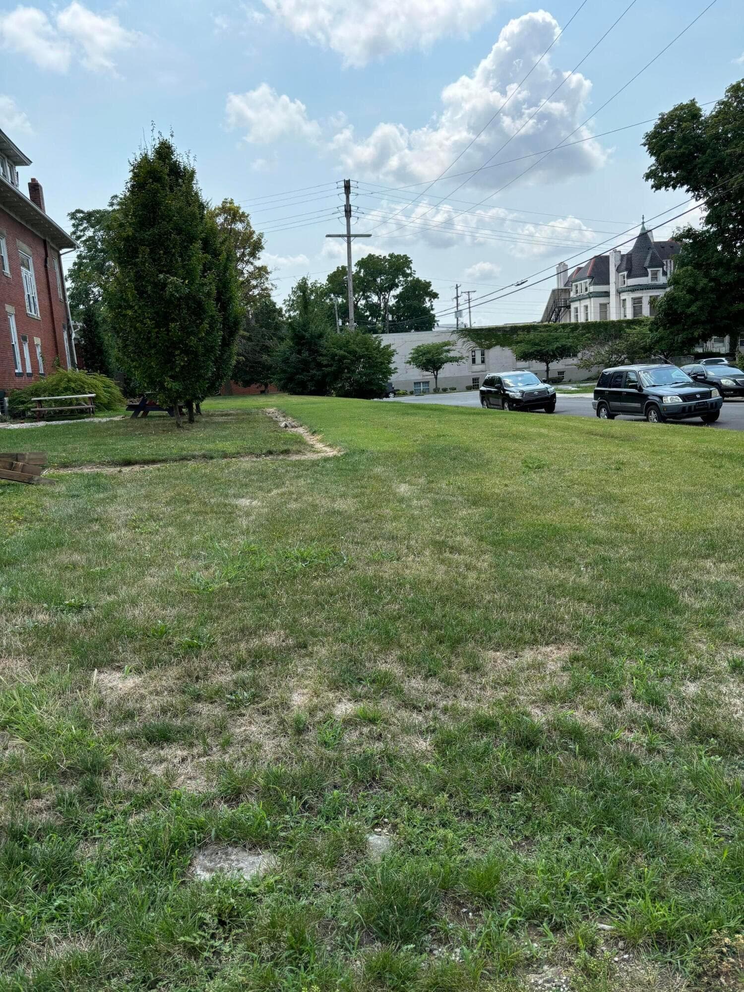 838 Bryden Road — photo 1 of 5