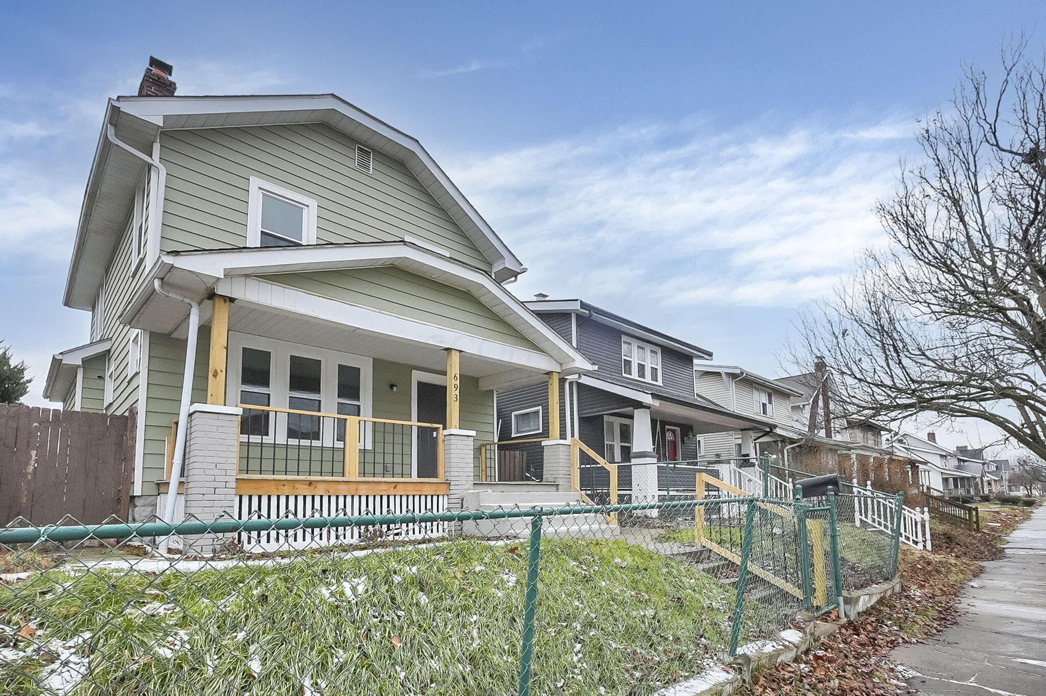 693 Thurman Avenue — photo 1 of 45