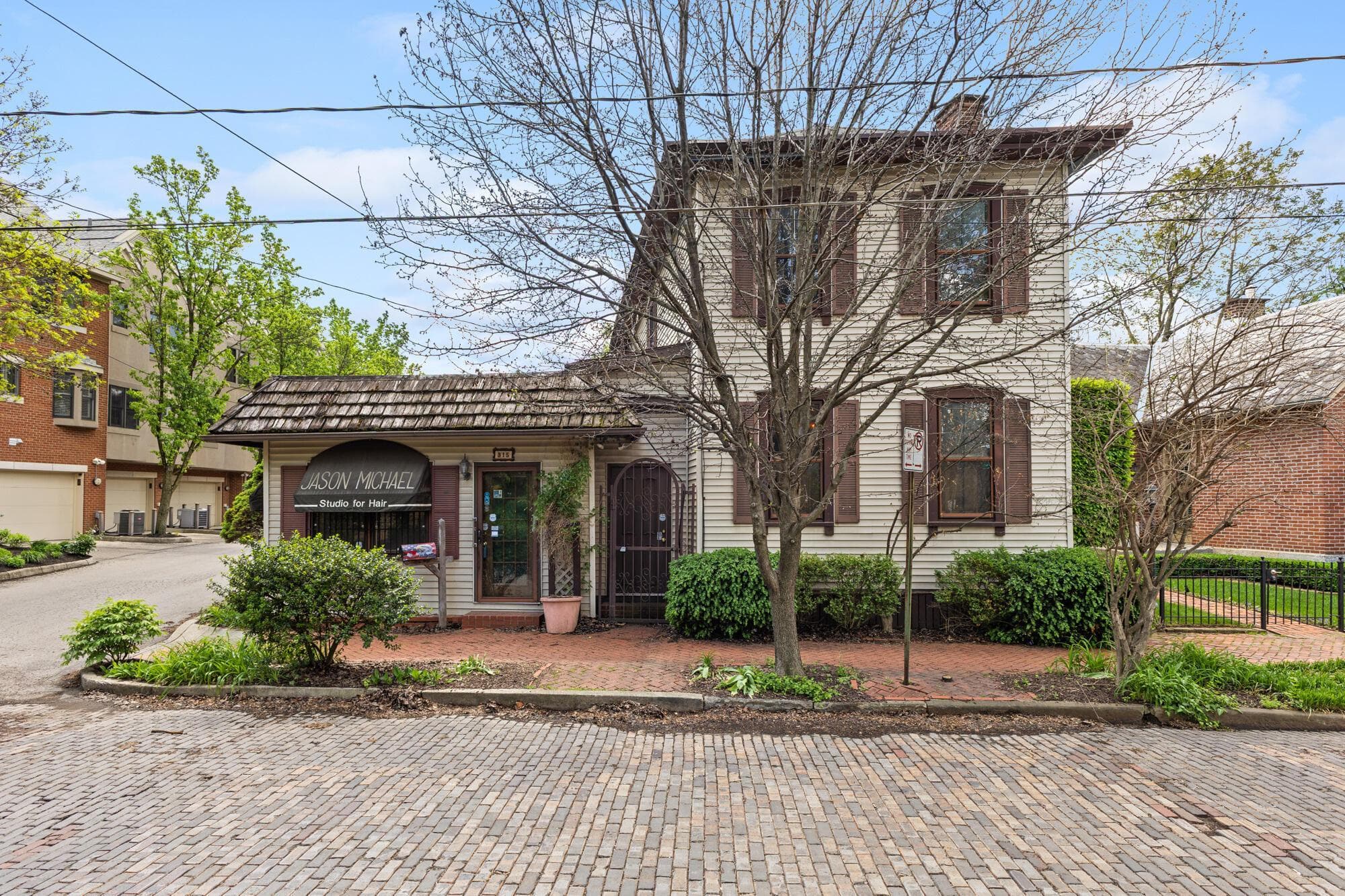 315 Sycamore Street — photo 1 of 63