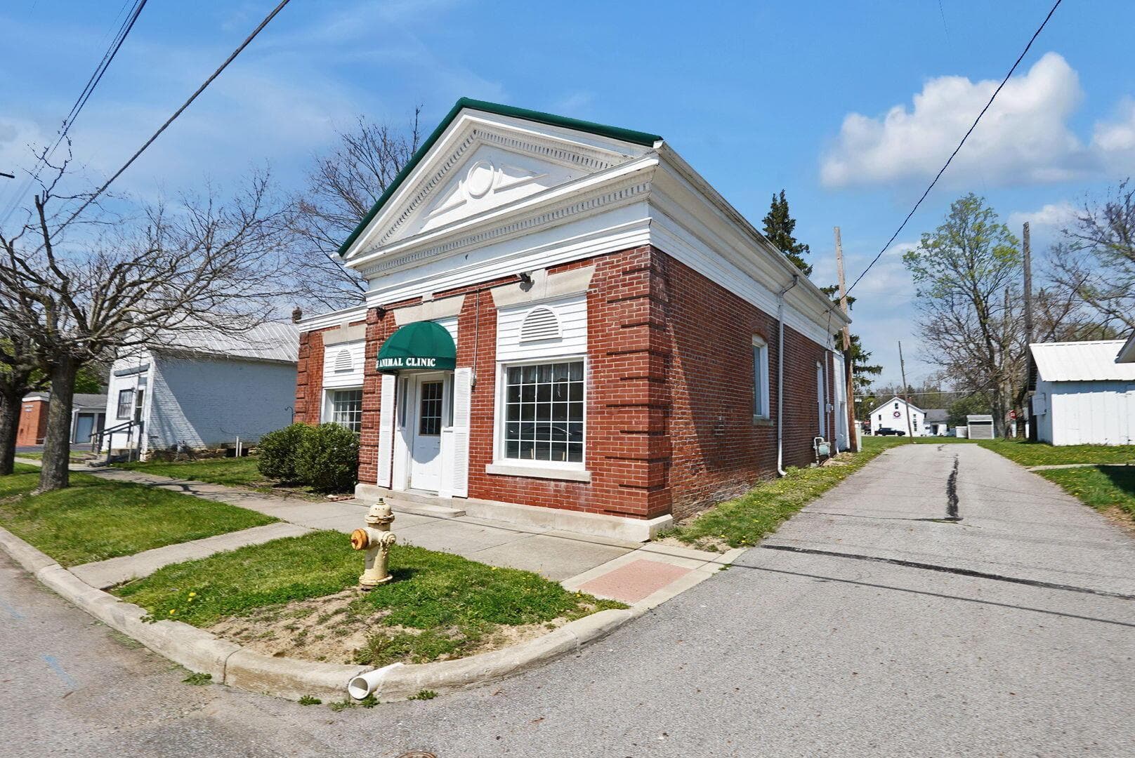 1032 Columbus Street — photo 1 of 43