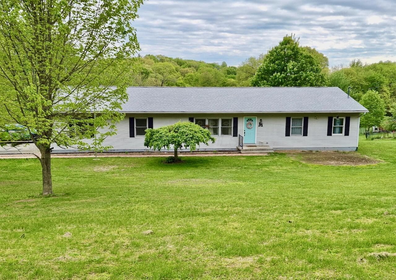 8801 Somerset Road — photo 1 of 38
