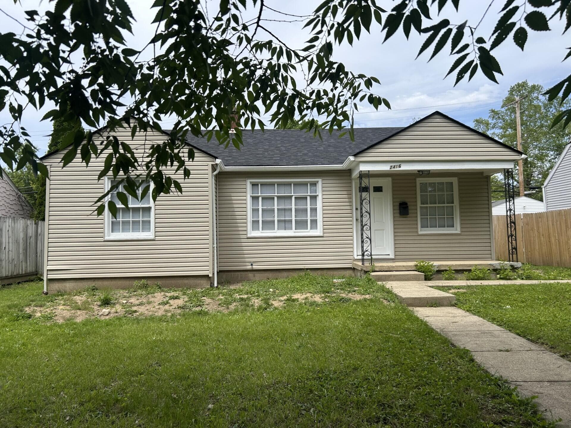 2416 Livingston Avenue
