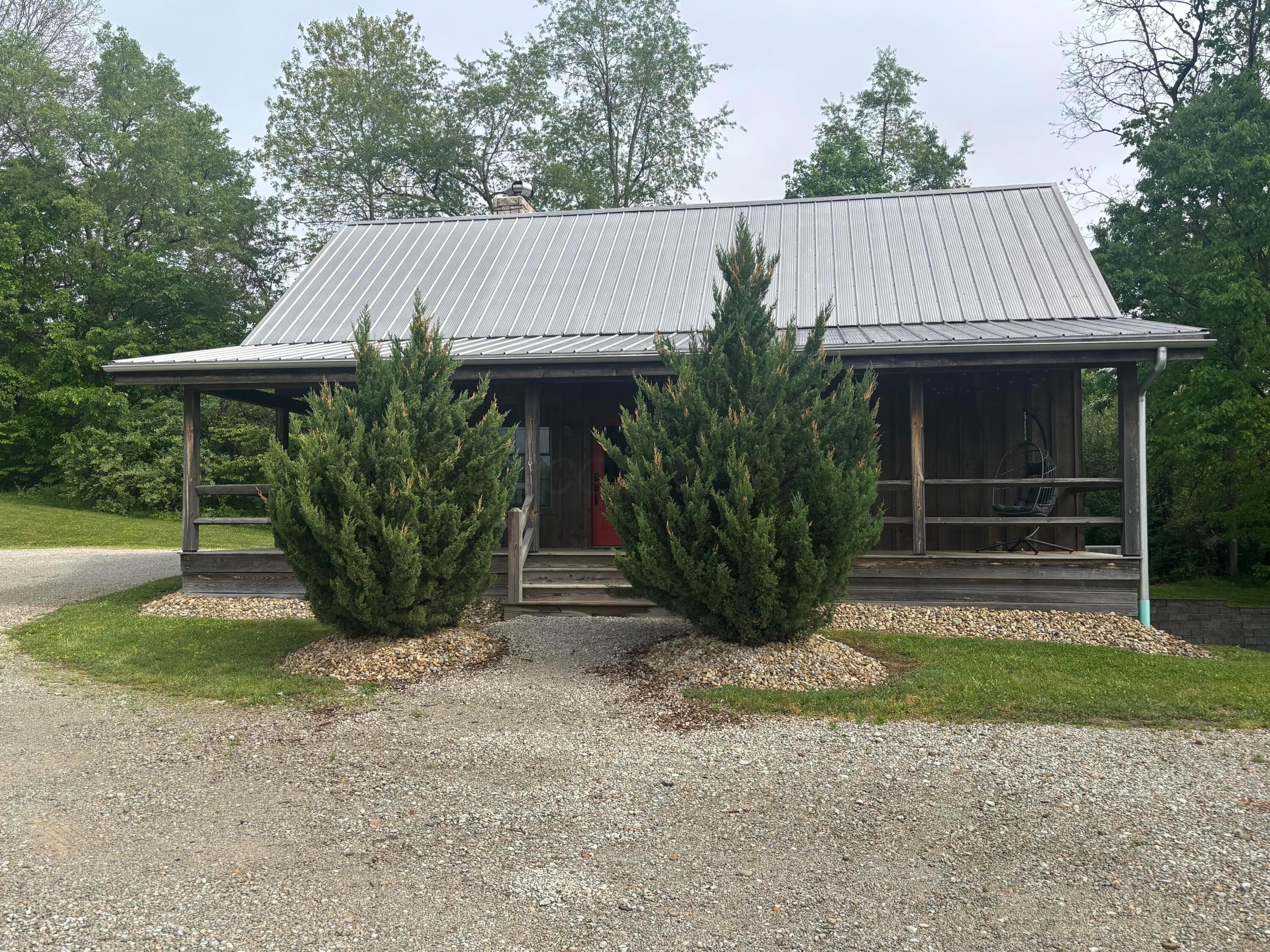 39700 Dawley New Pittsburg Road — photo 1 of 22