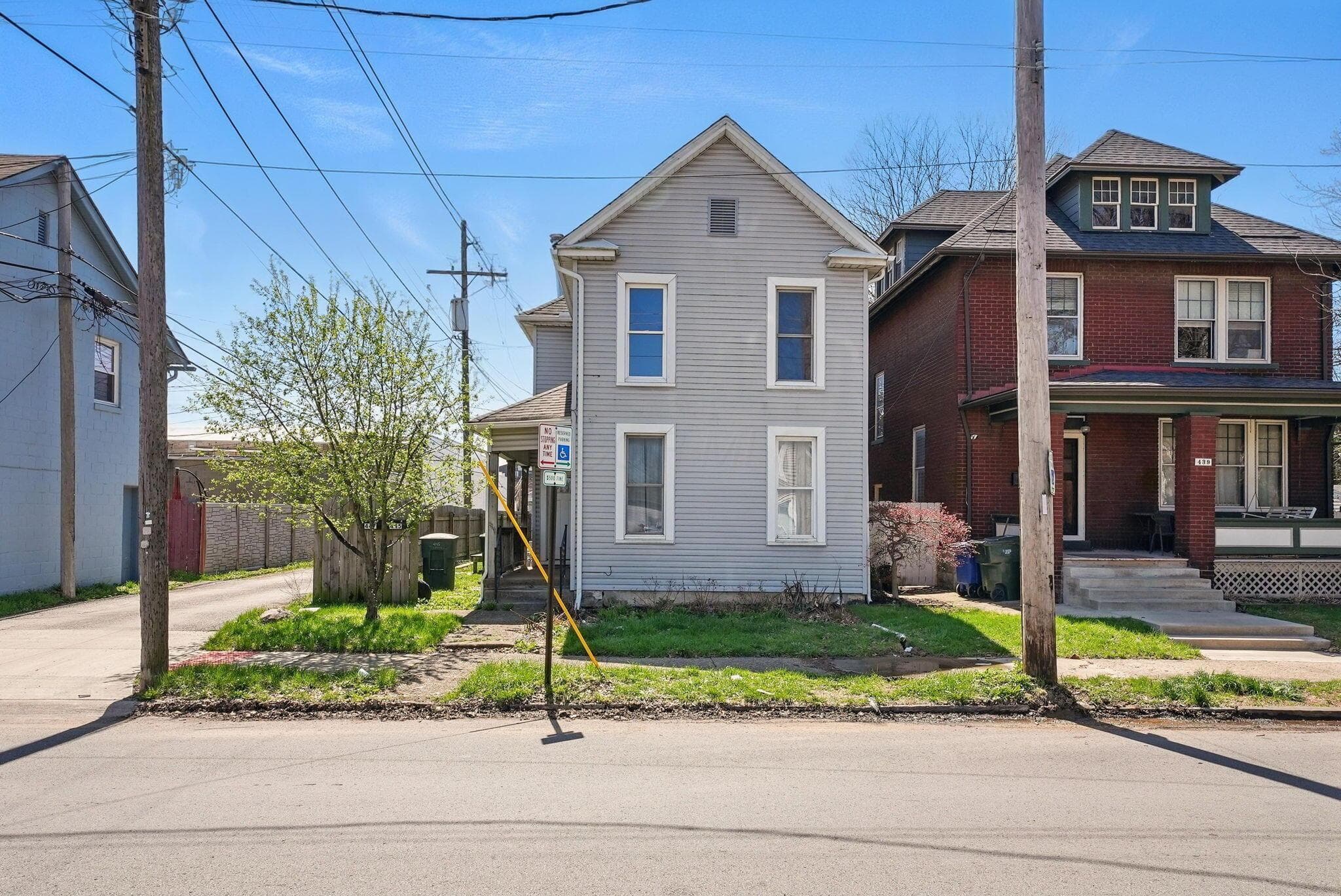 445-447 Thurman Avenue