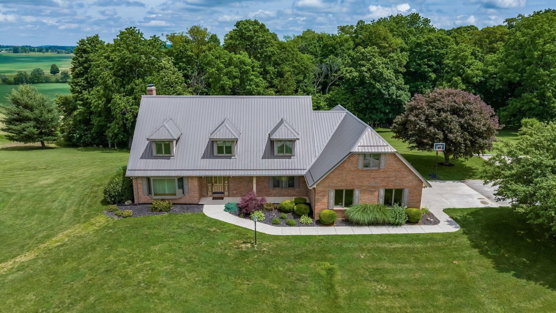 7590 Township Road 2
