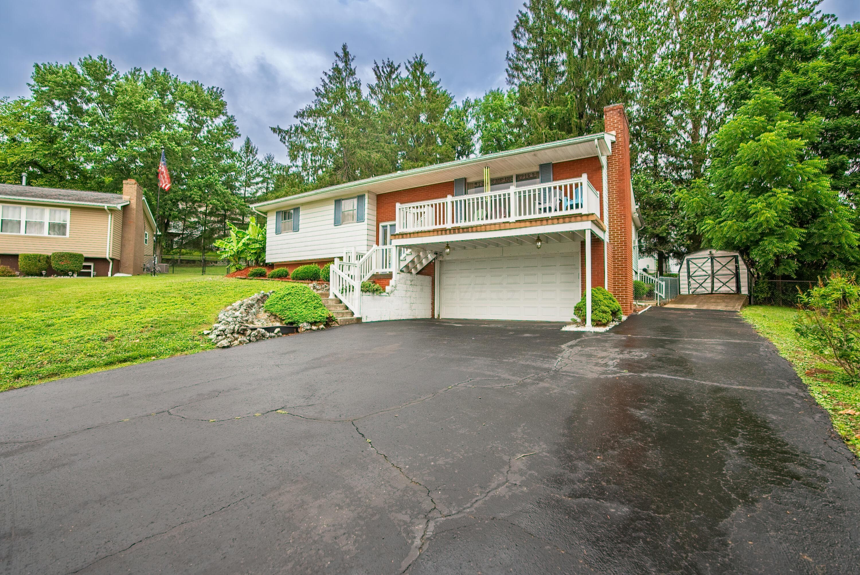 1295 Randall Court