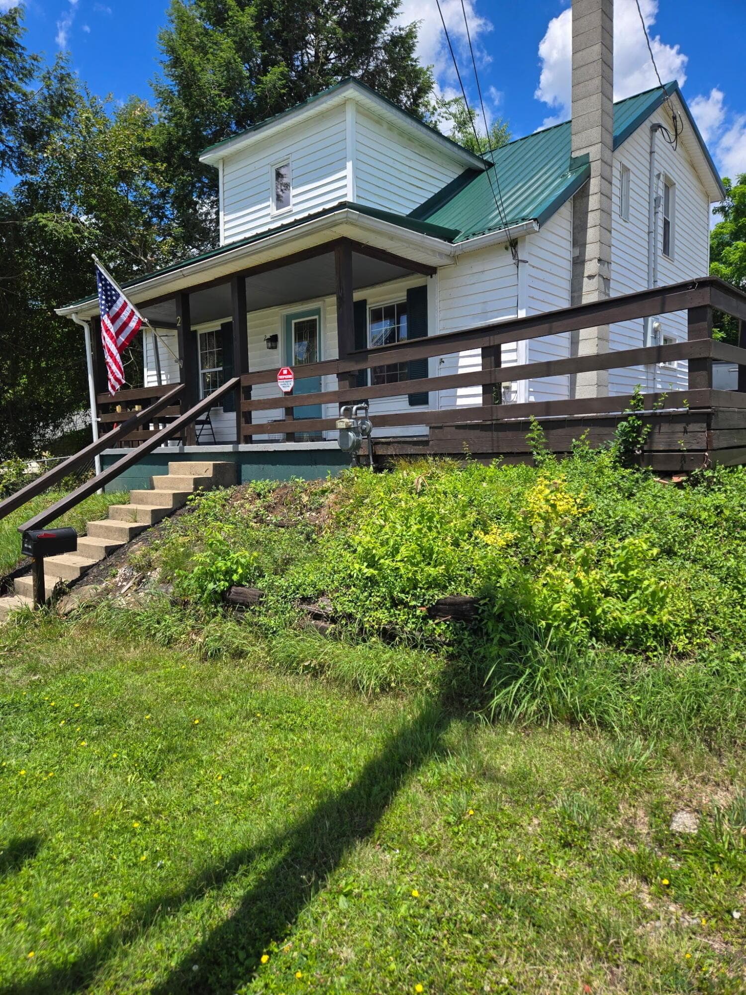 2 Vine Street — photo 1 of 19