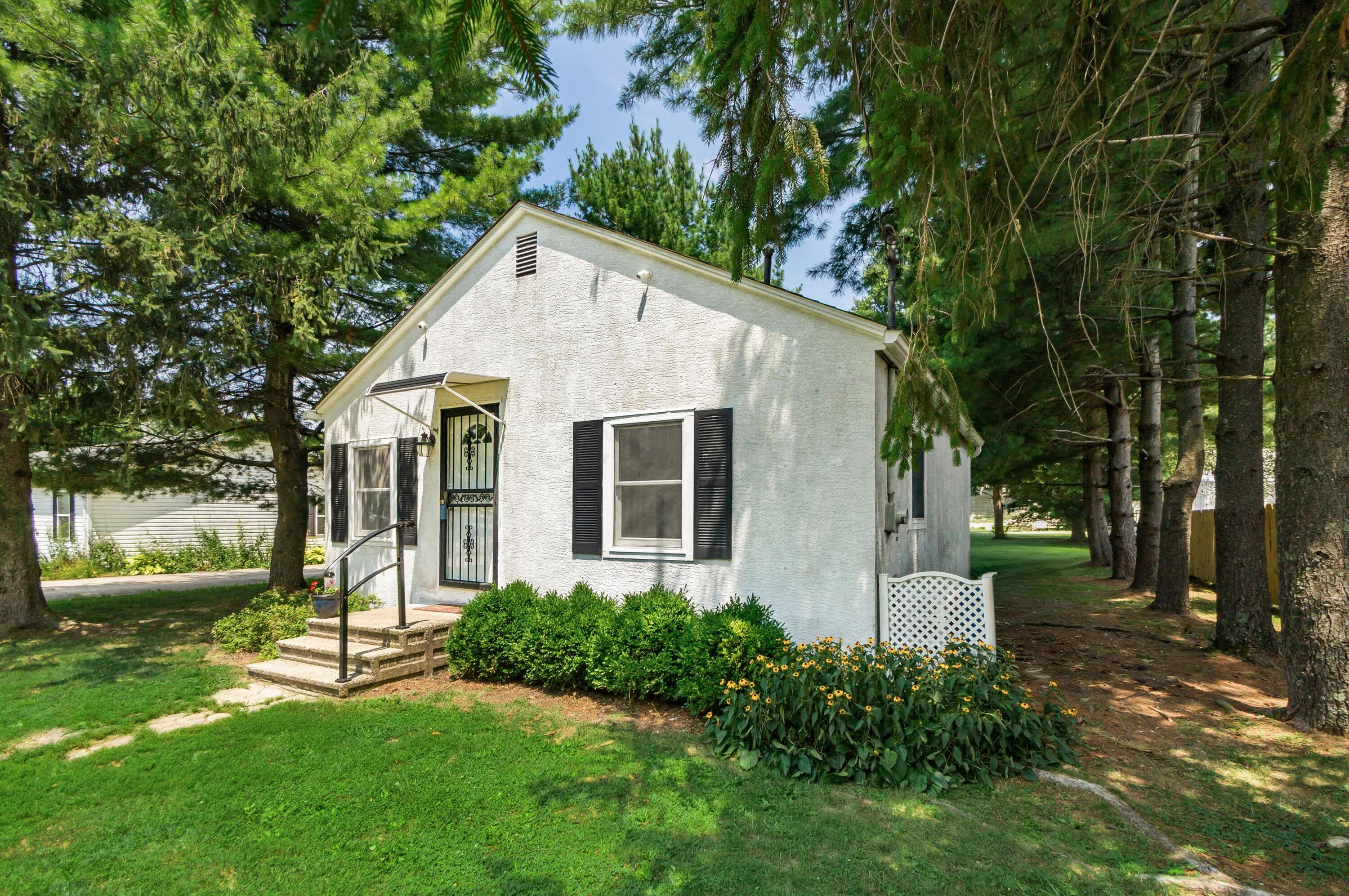 6028 Radekin Road — photo 1 of 24