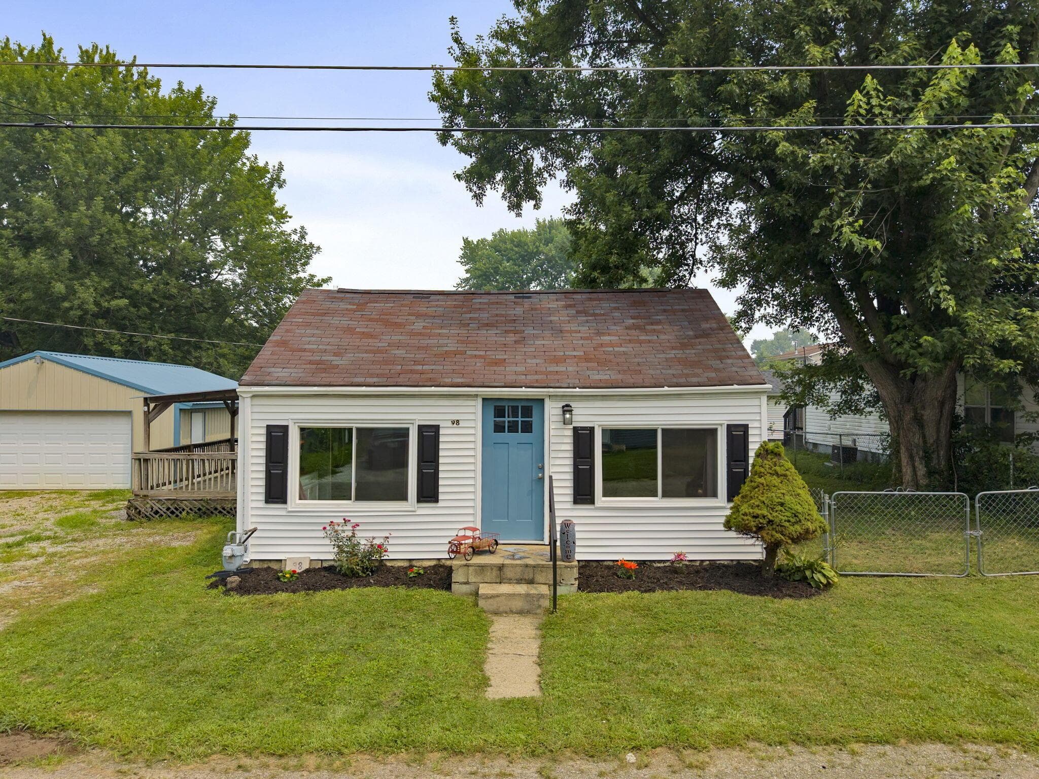 98 4th Street