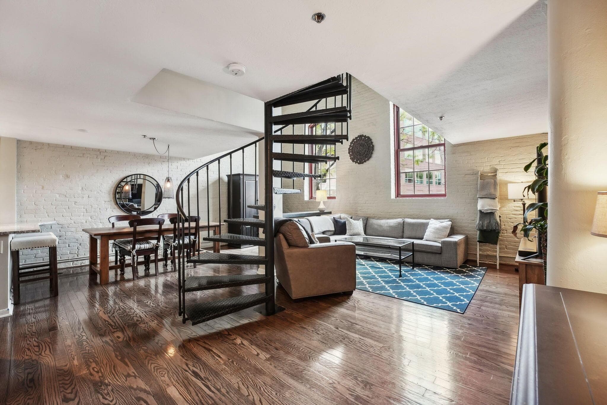 544 Front Street