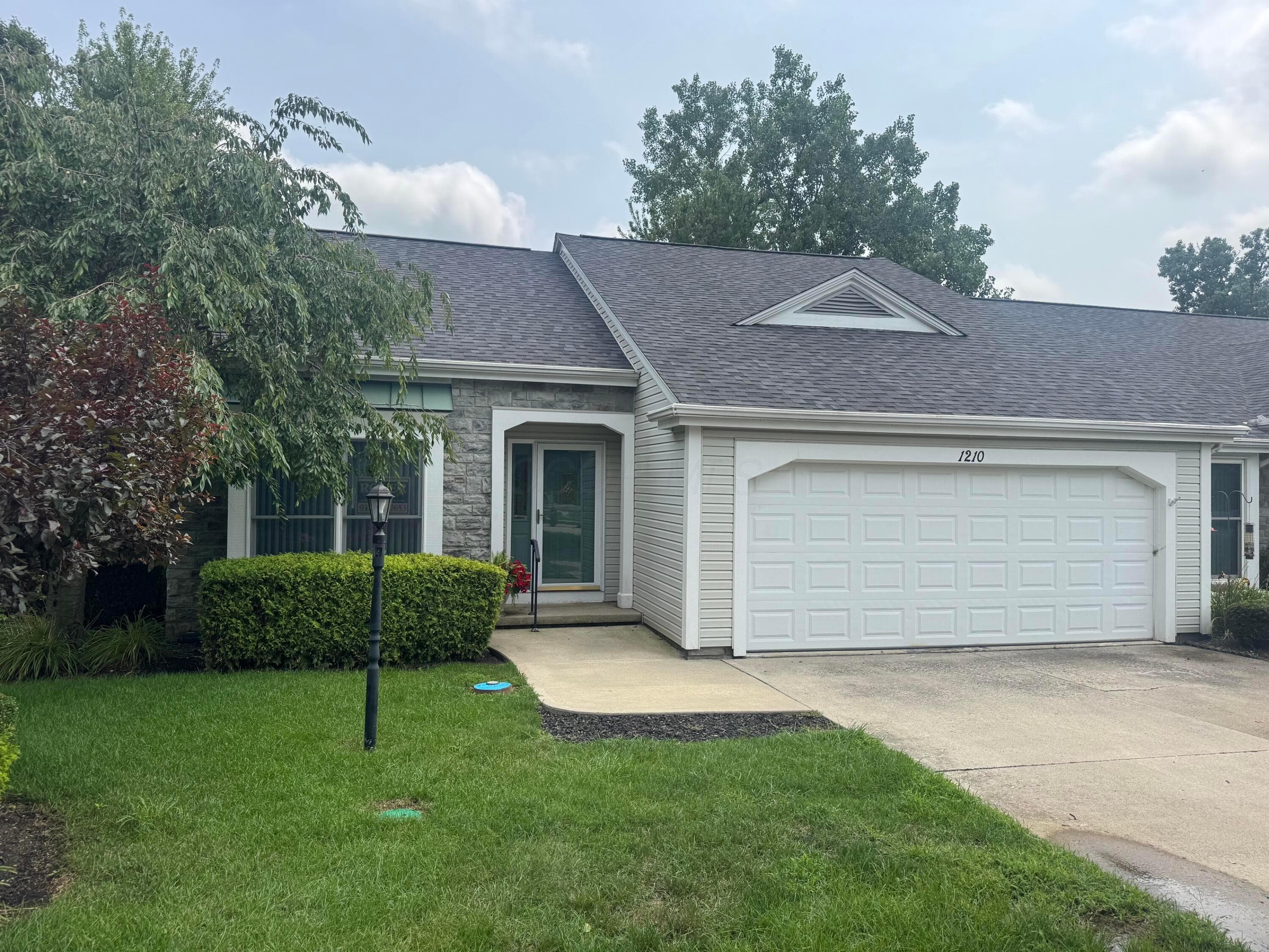1210 Shawnee Trace