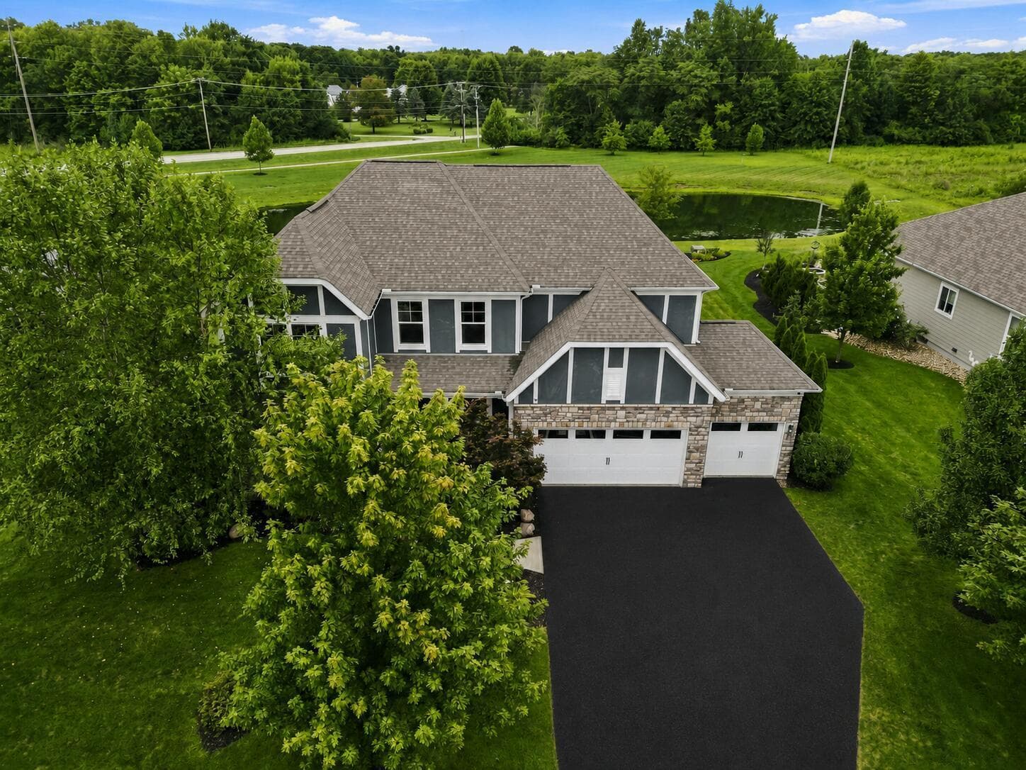 6117 Brookview Manor Drive