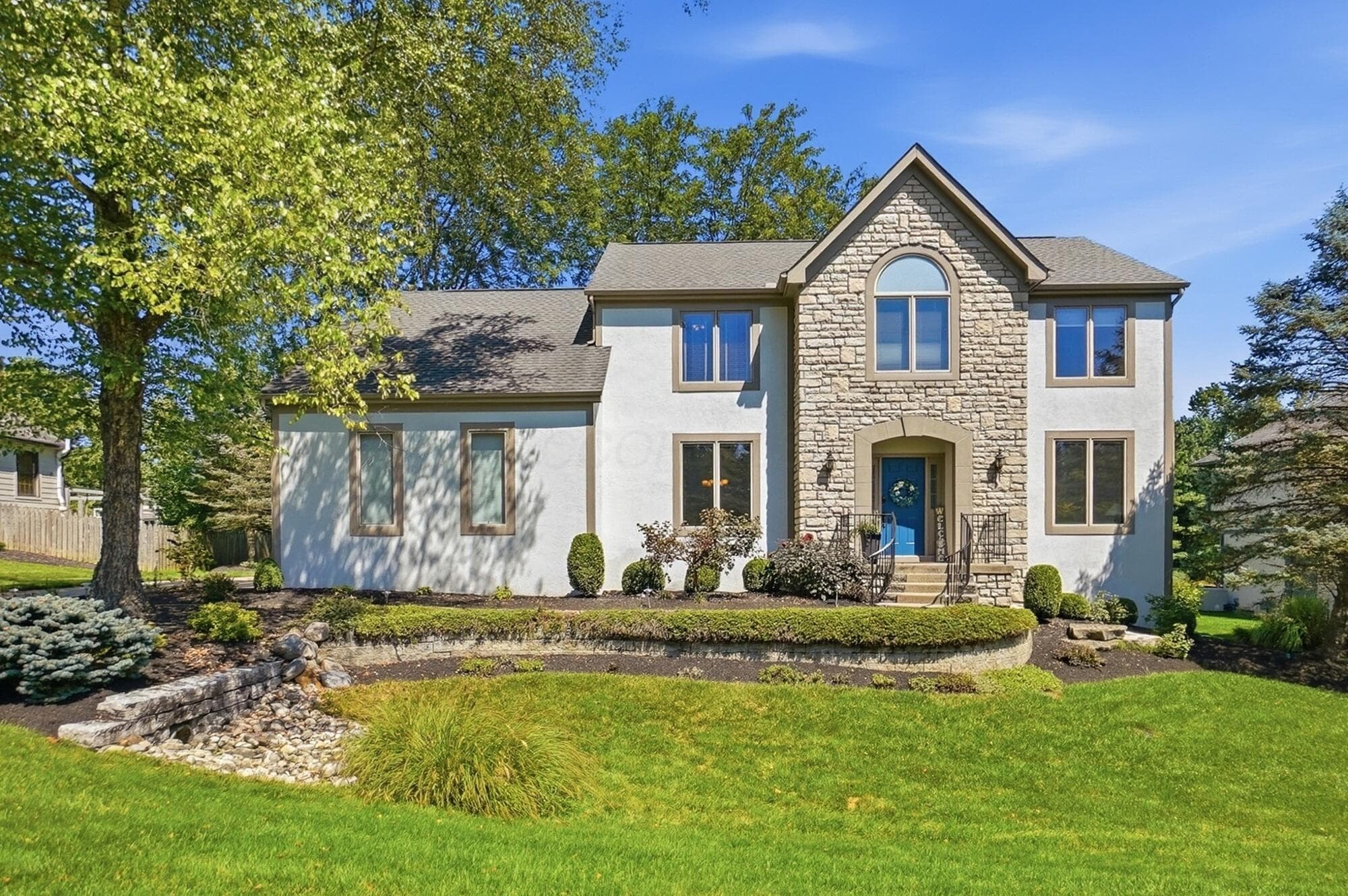 3819 Waverly Place Drive