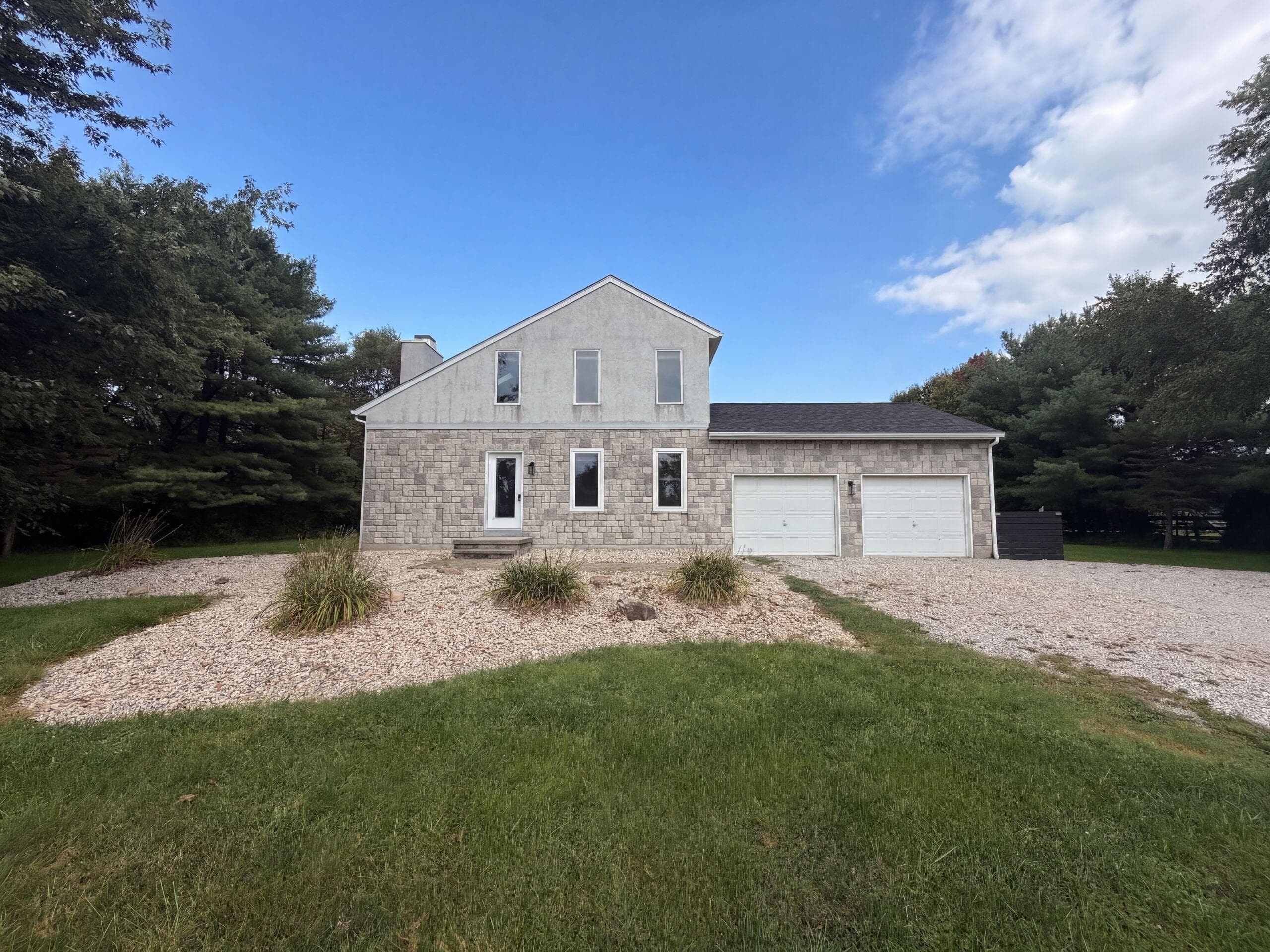 4900 Hyatts Road — photo 1 of 27