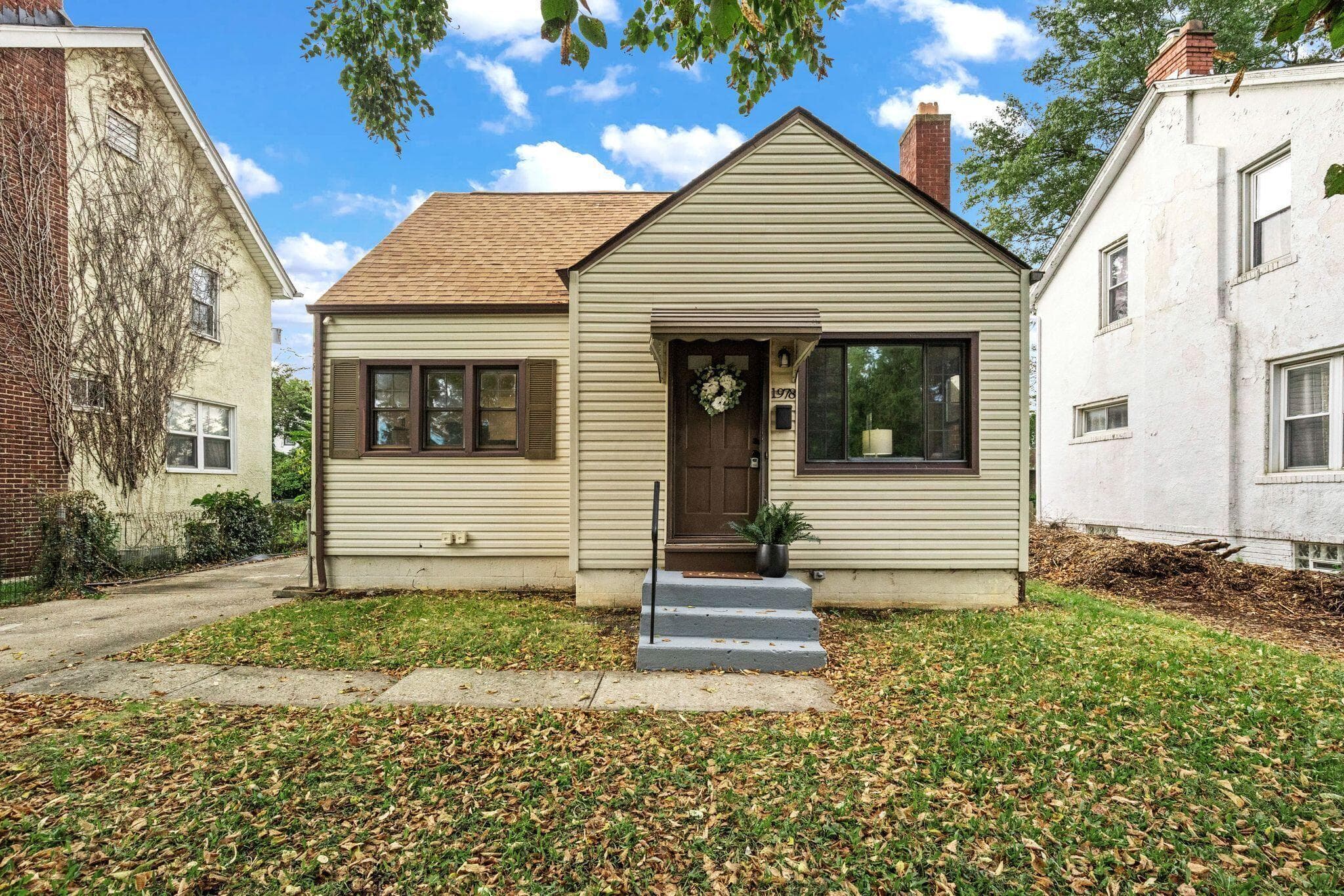 1978 Stratford Way
