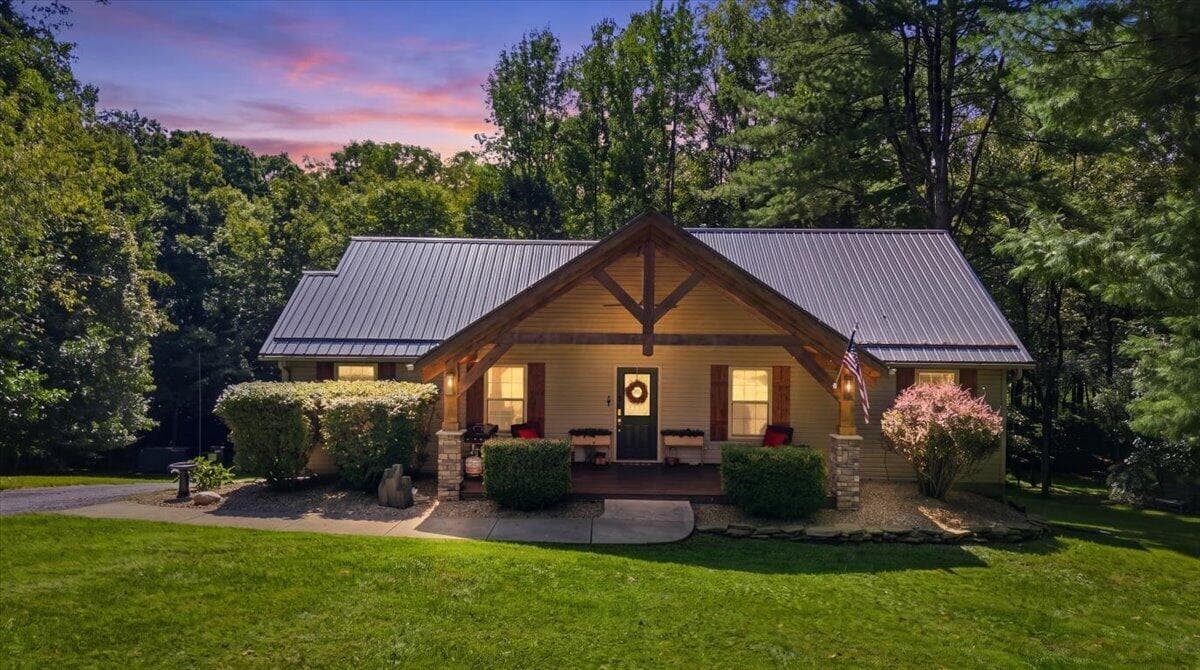 645 Floral Valley Drive