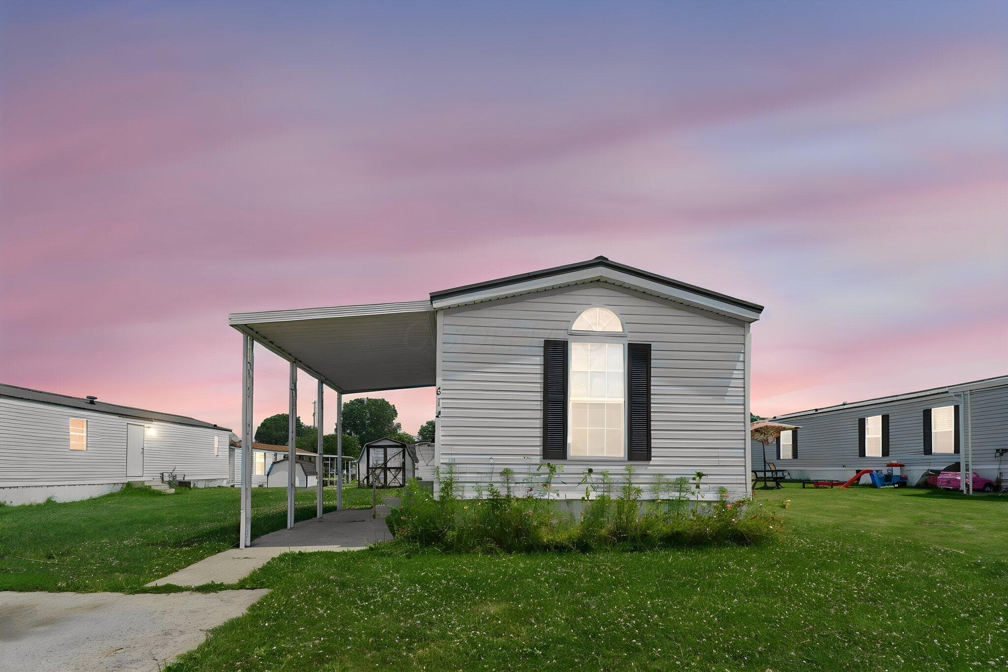 1100 Thornwood Drive — photo 1 of 29