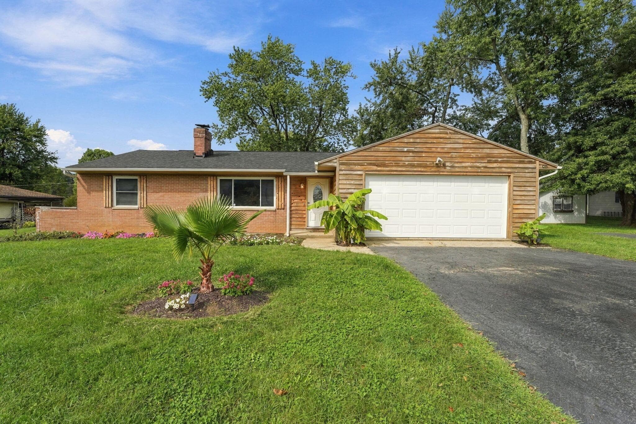 7698 Blacklick-Eastern Road — photo 1 of 46