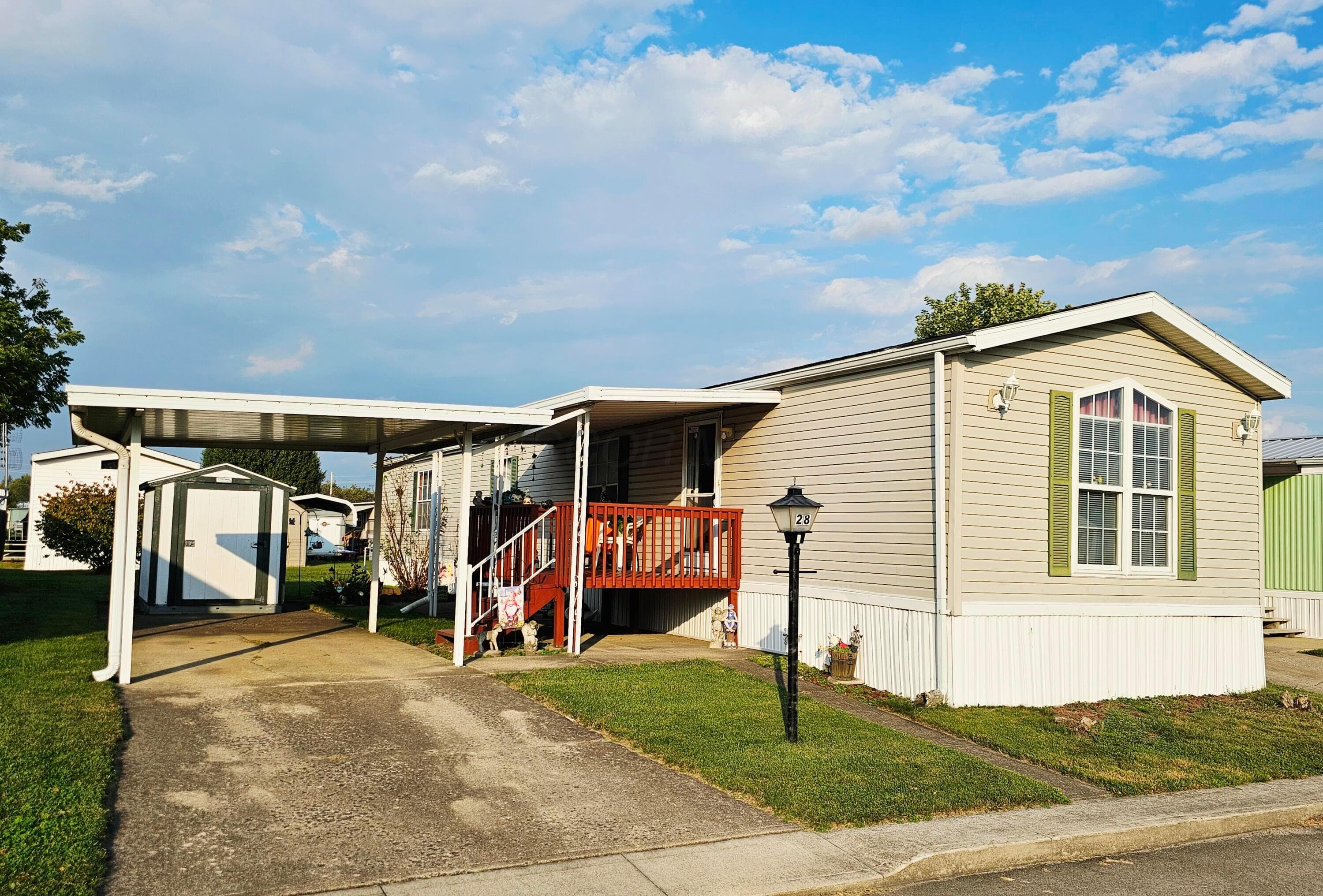 678 Robinson Road