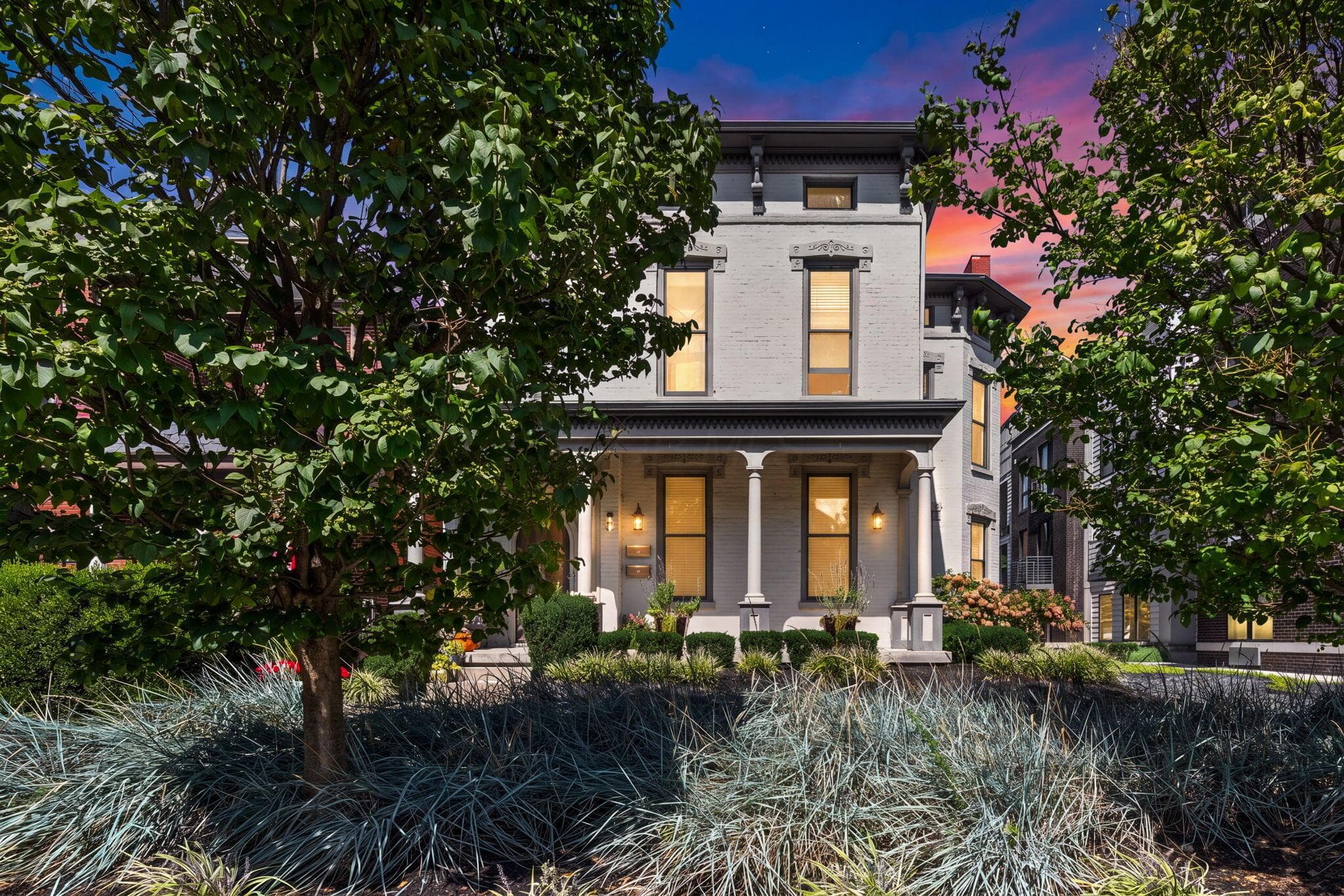 42 3rd Avenue