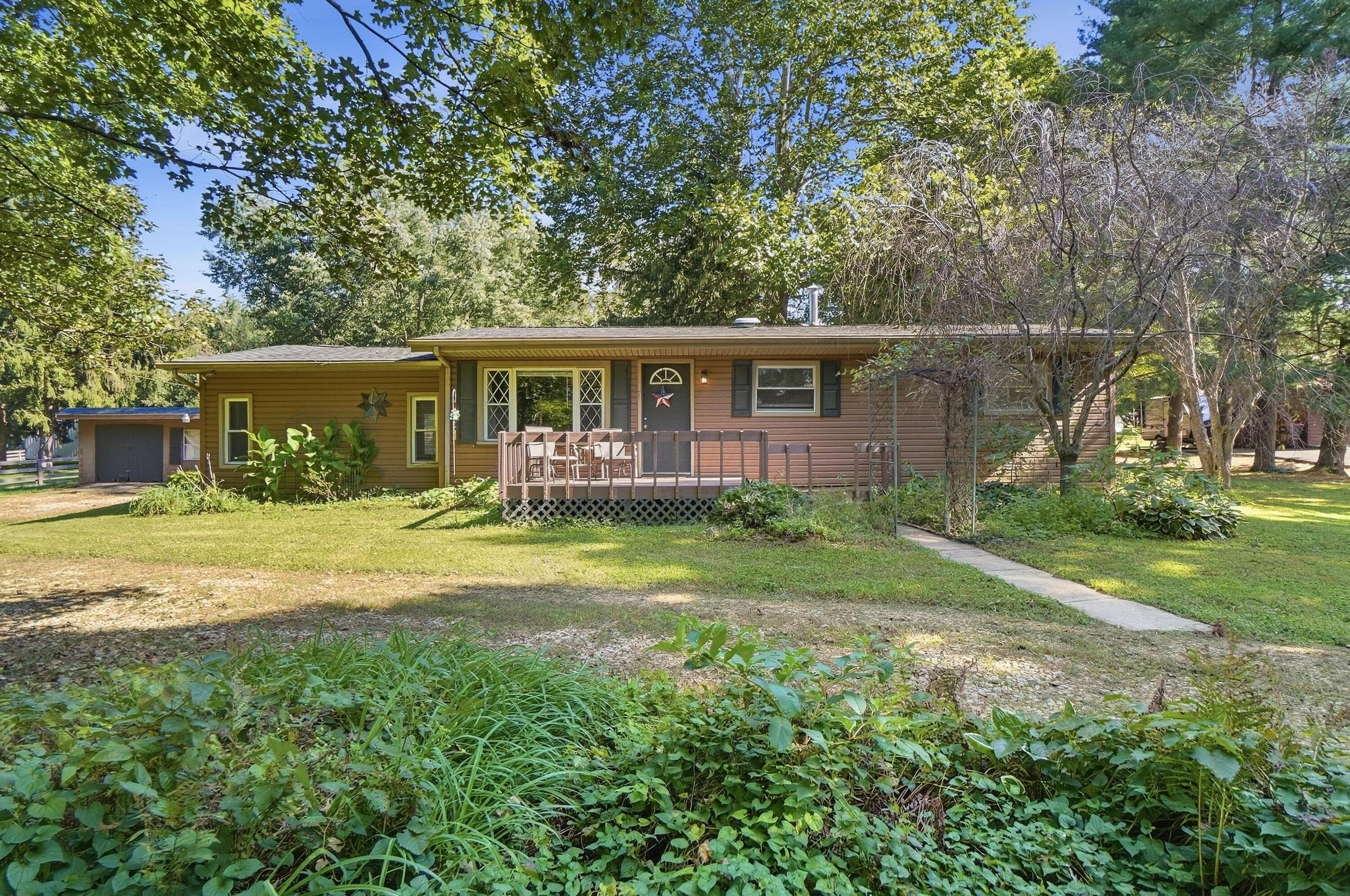 8001 Duncan Plains Road — photo 1 of 32