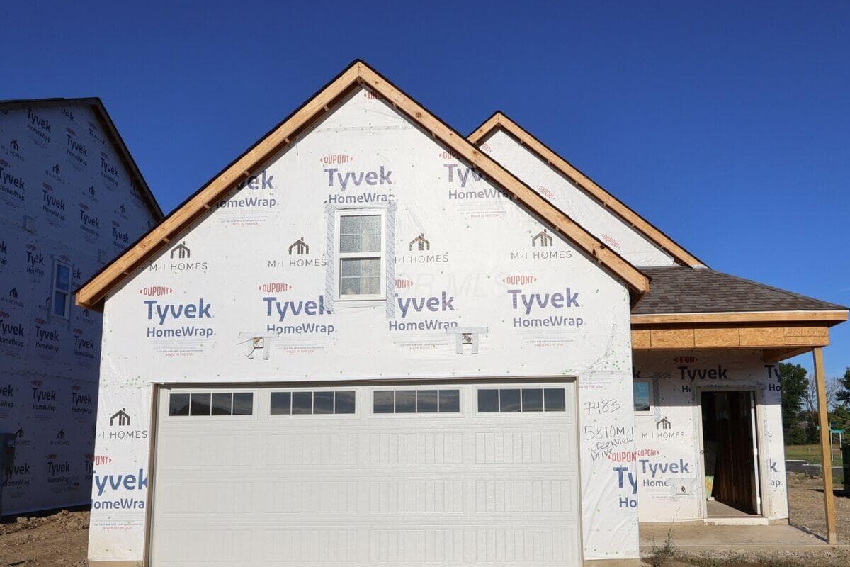 5810 Creekview Drive