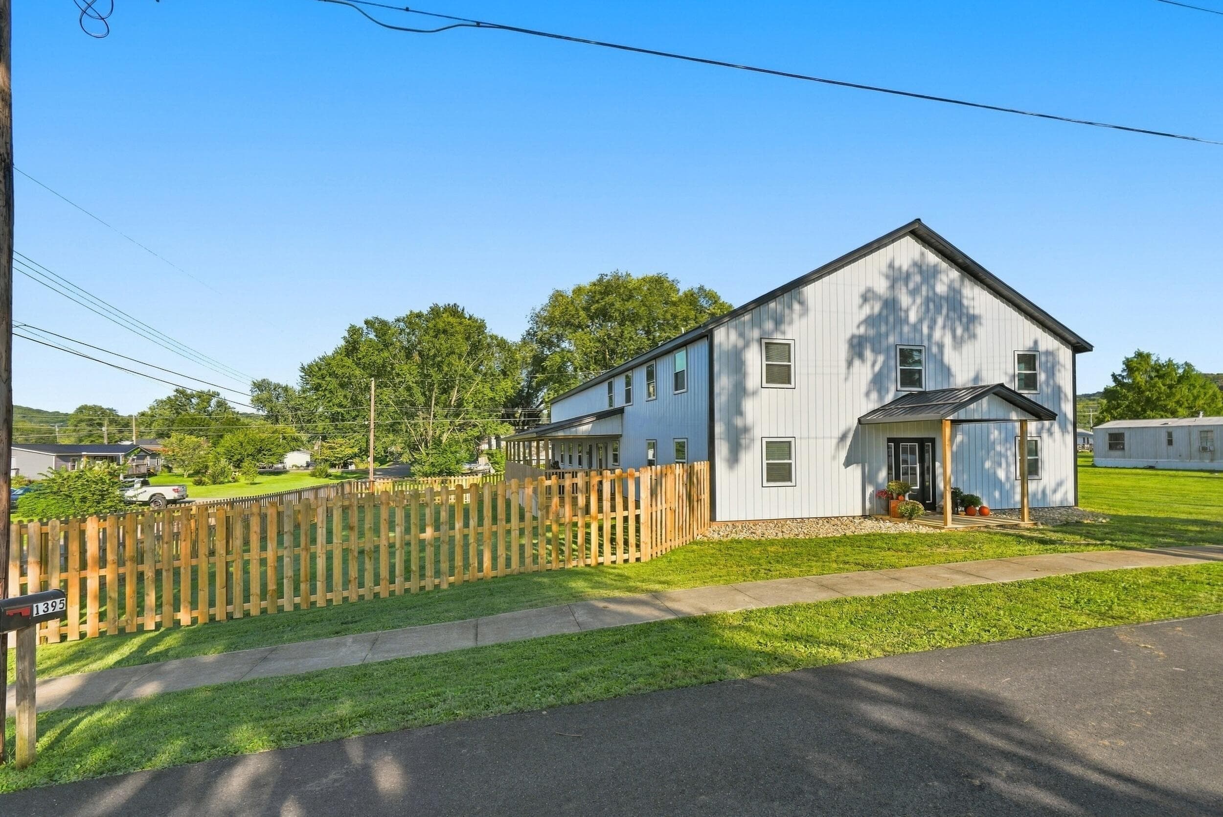 1394 Dewey Street