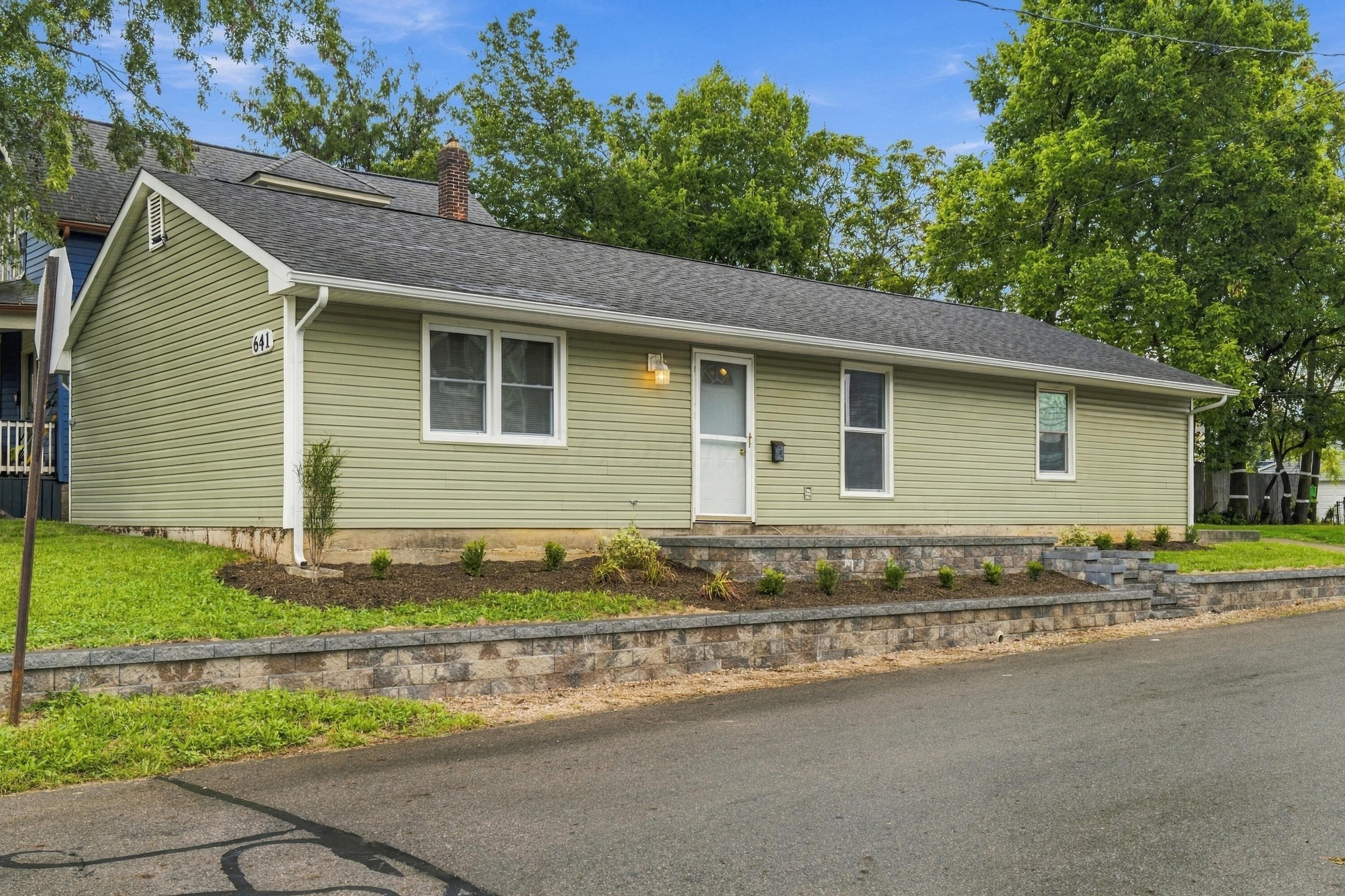 641 Siebert Street — photo 1 of 31