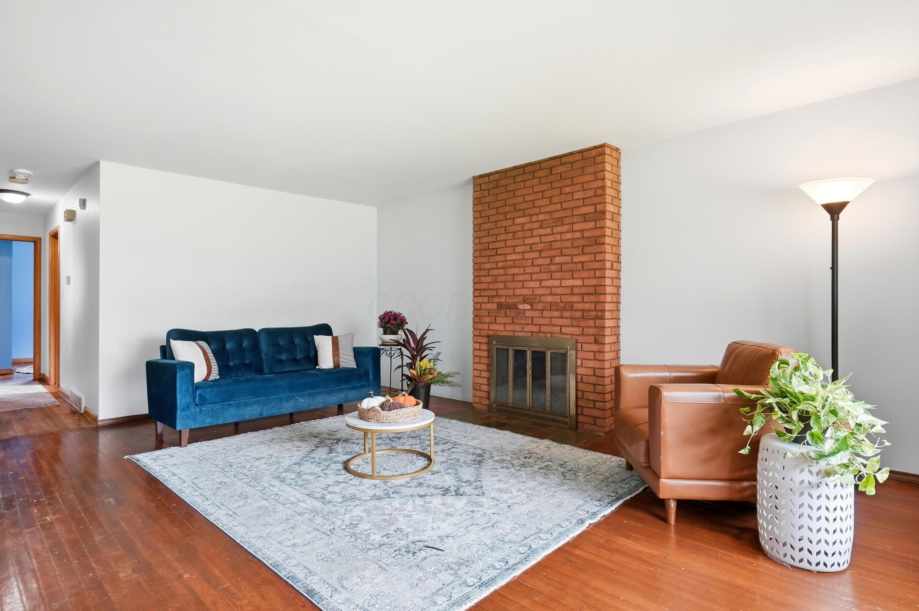 3714 Dorothy Drive — photo 1 of 40
