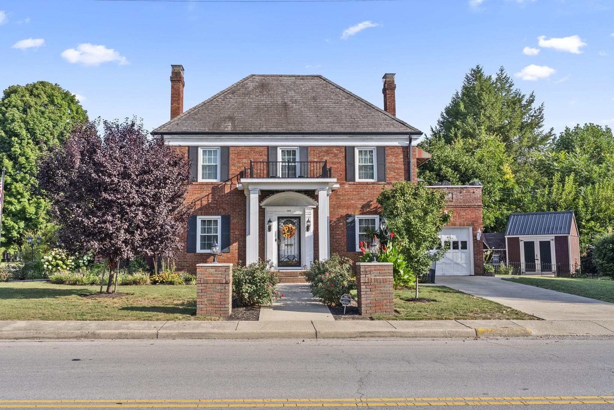 629 Arch Street