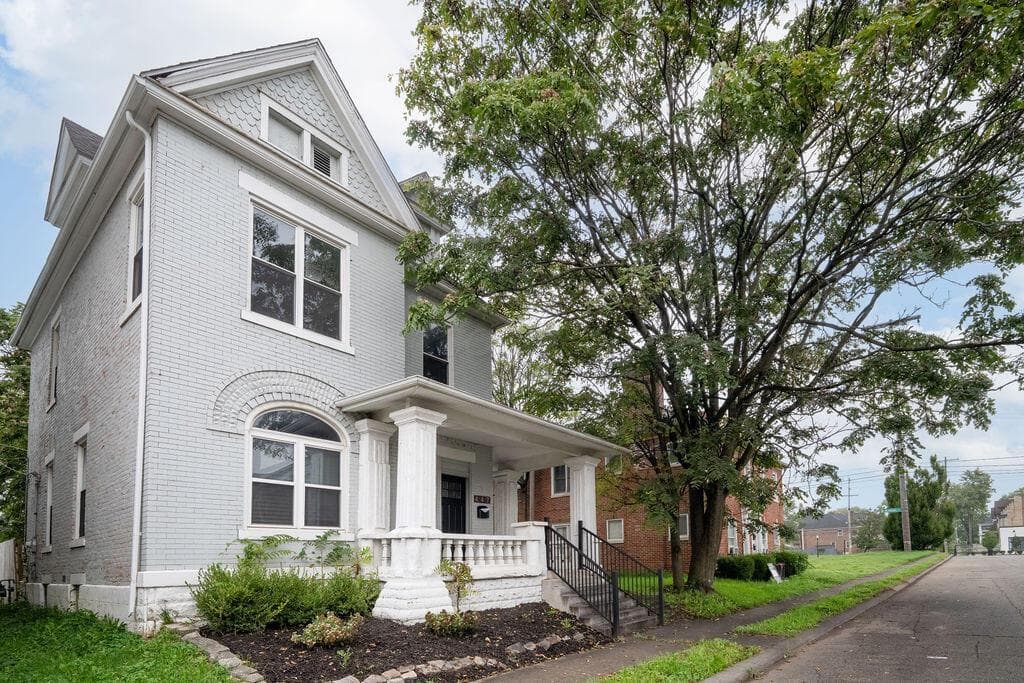 447 Linwood Avenue