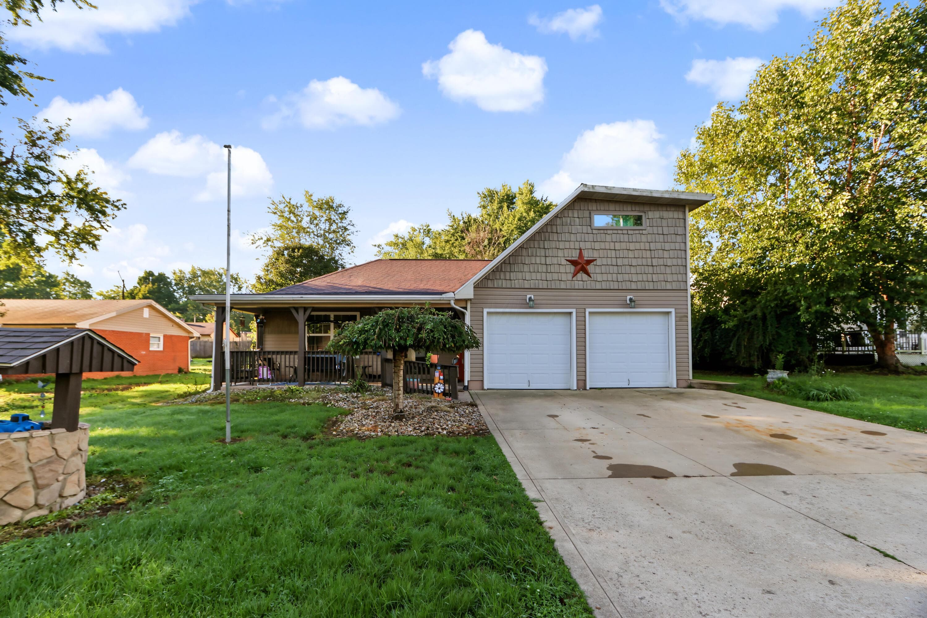 1976 Farmdale Road