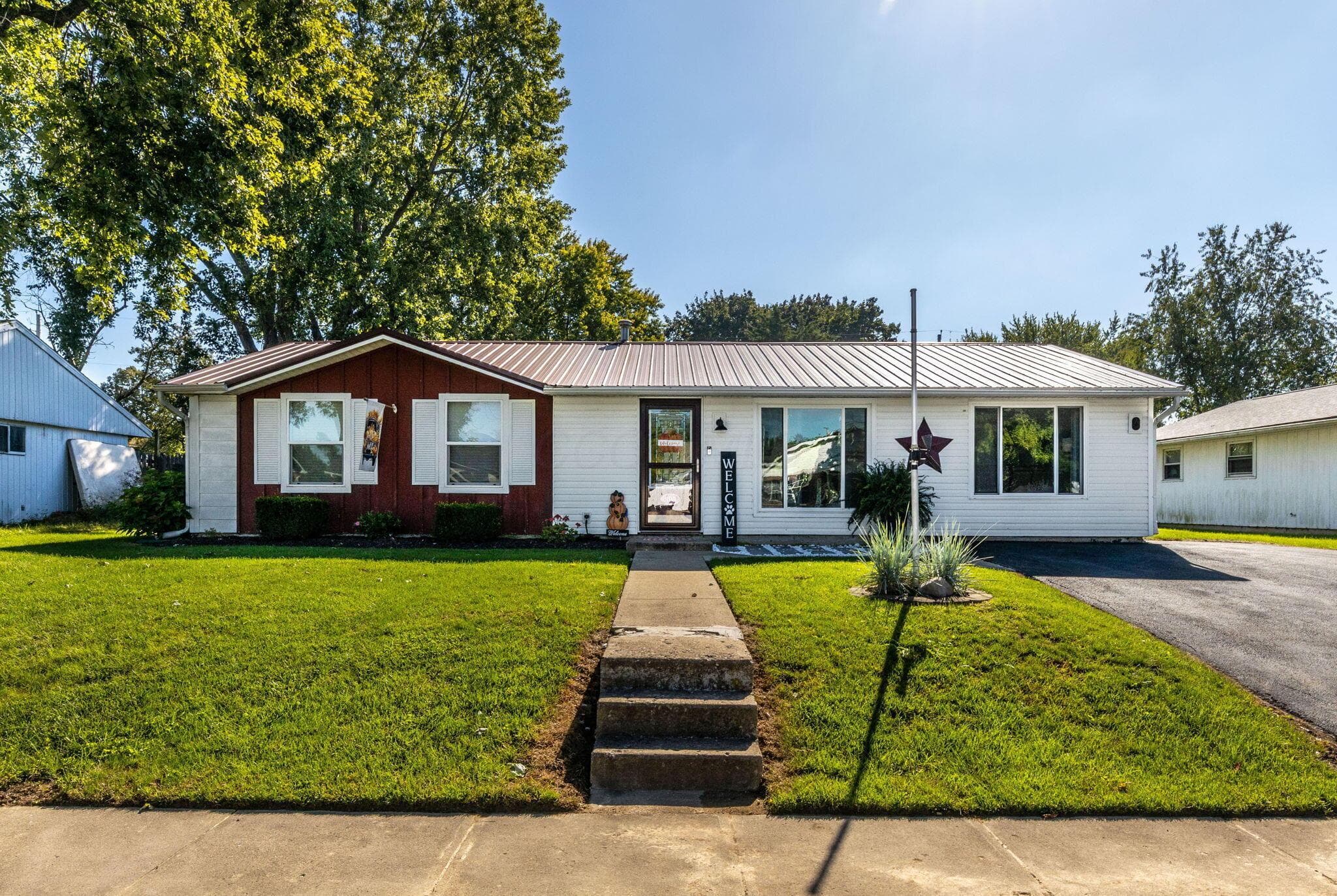 305 Meadow Drive — photo 1 of 36