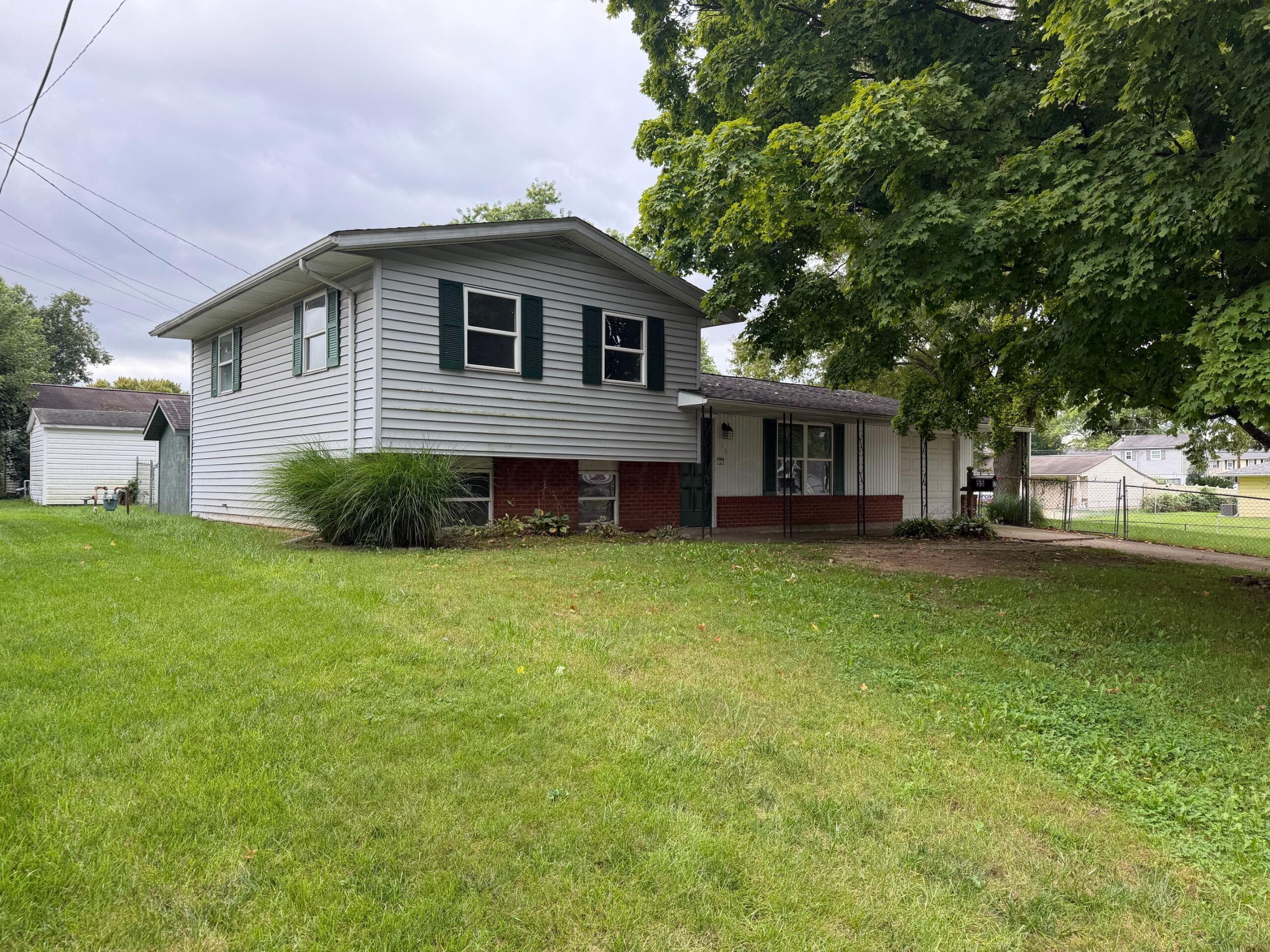 55 Fieldpoint Road
