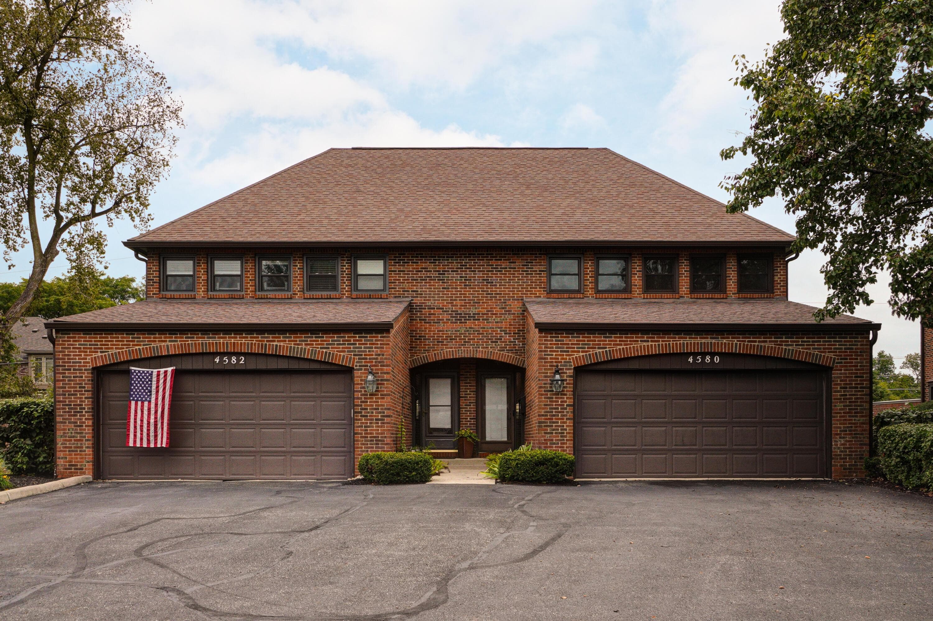 4580 Carriage Hill Lane
