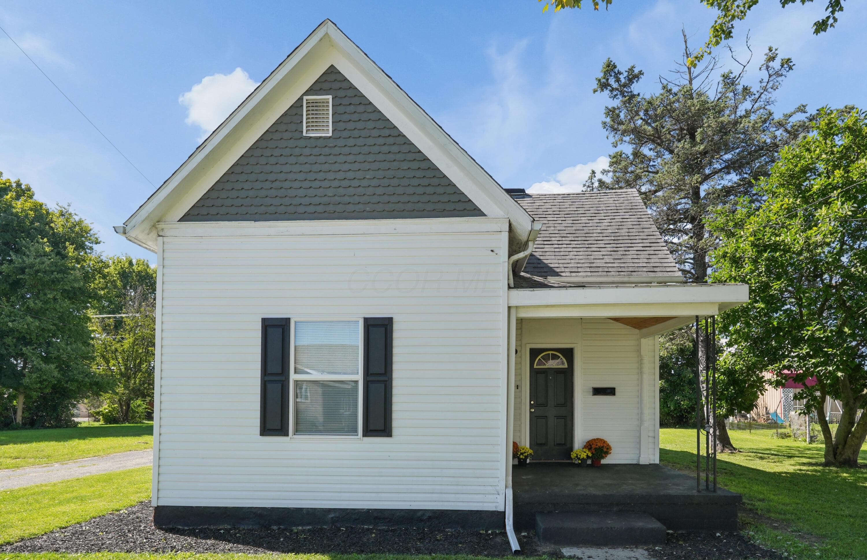 13 Maple Street