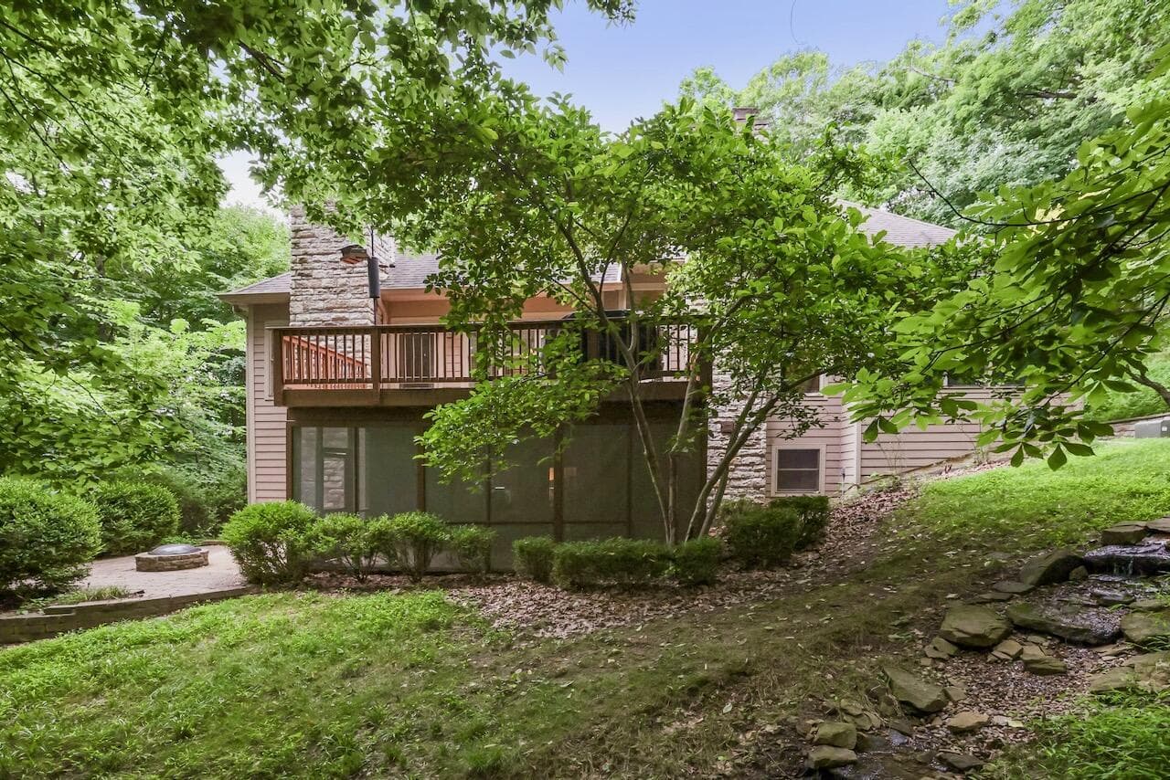 256 Pinehurst Drive — photo 1 of 28