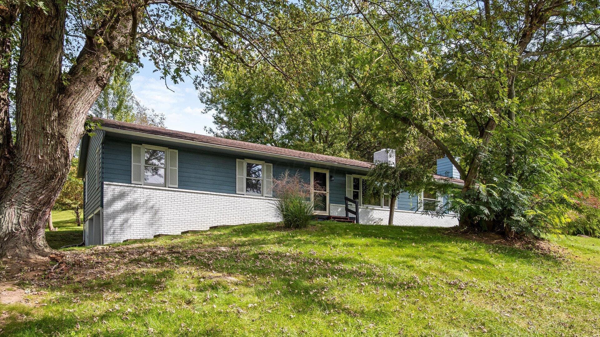 1681 Watson Road — photo 1 of 31