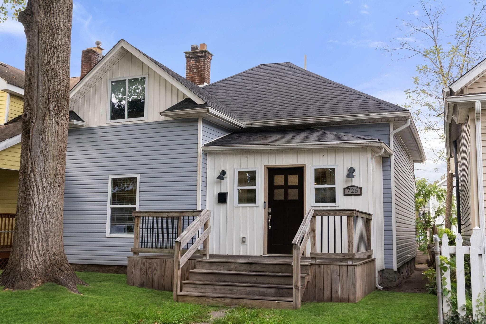 726 Reinhard Avenue — photo 1 of 33