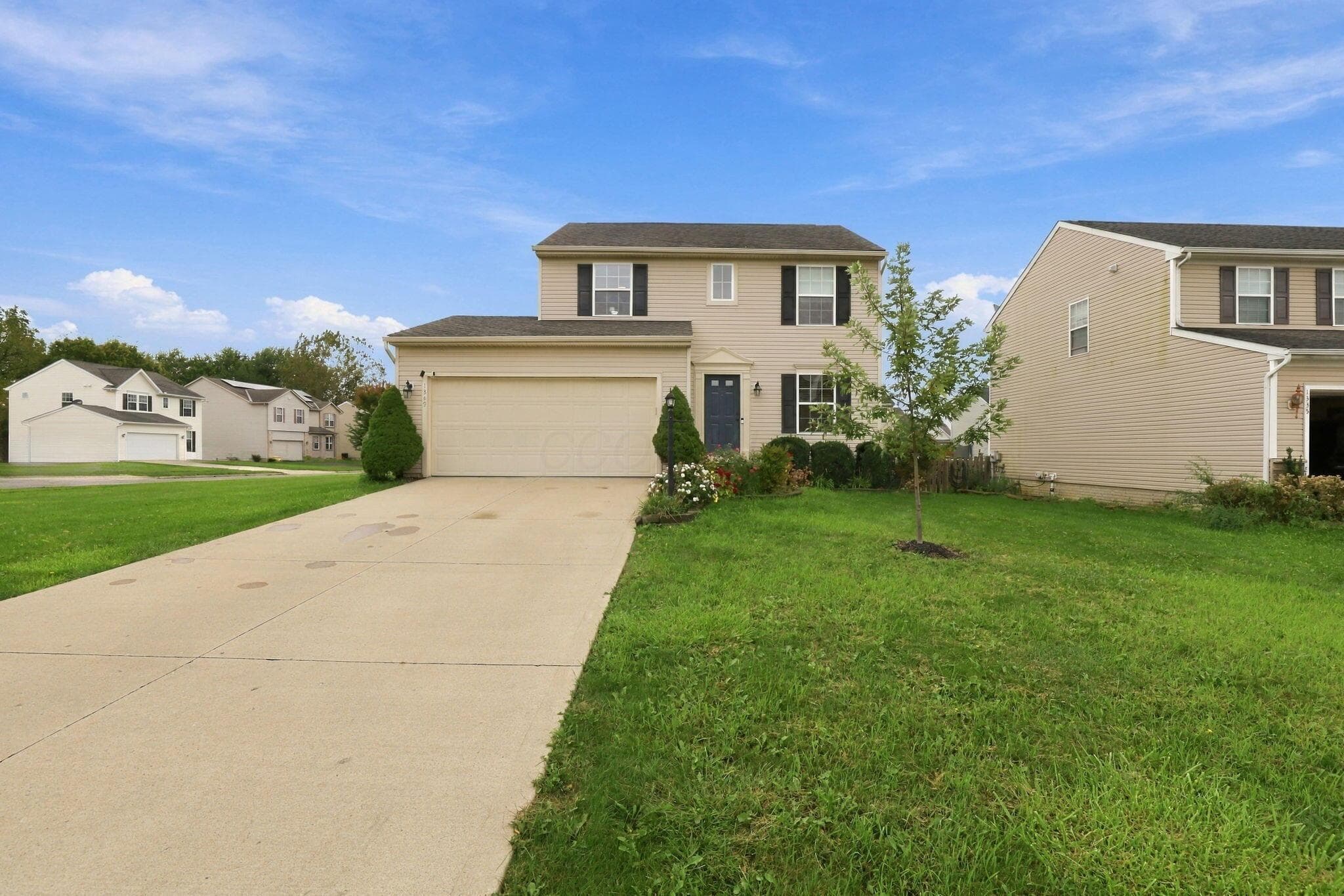 1349 Wagy Square
