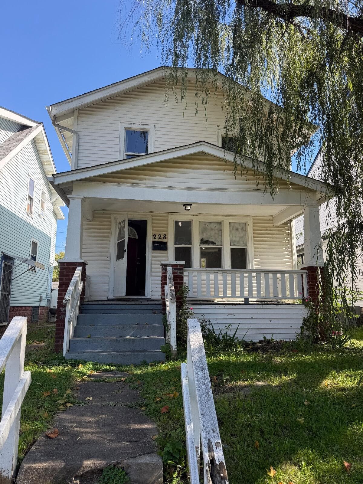 228 Oakley Avenue