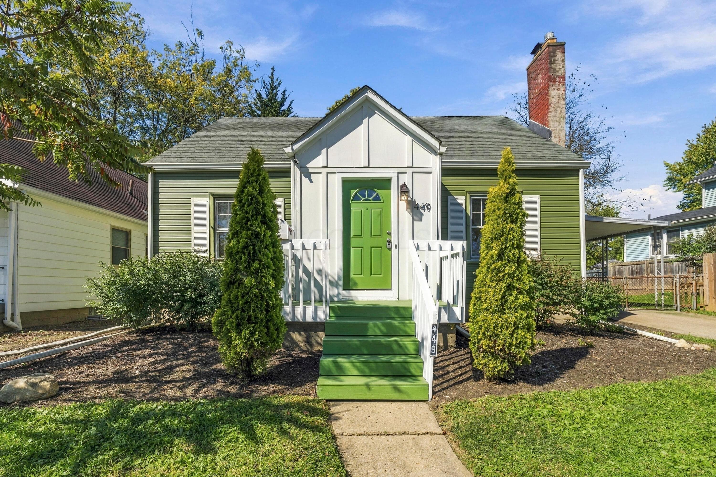 449 Columbian Avenue