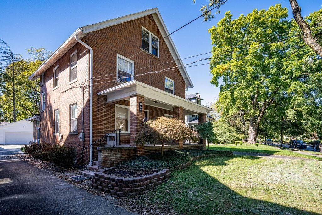 859 College Avenue — photo 1 of 33