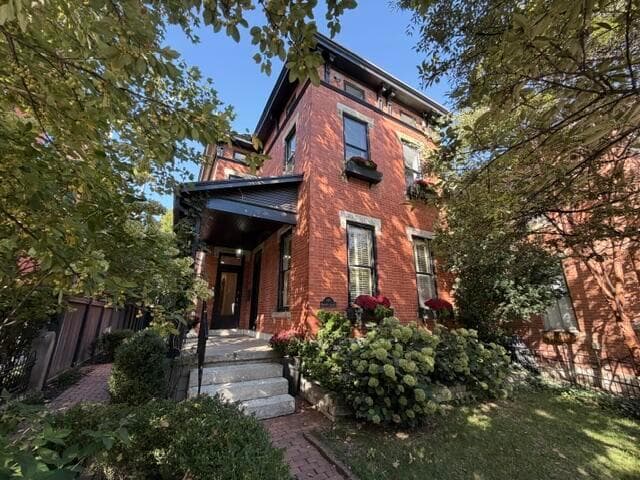 665 Mohawk Street