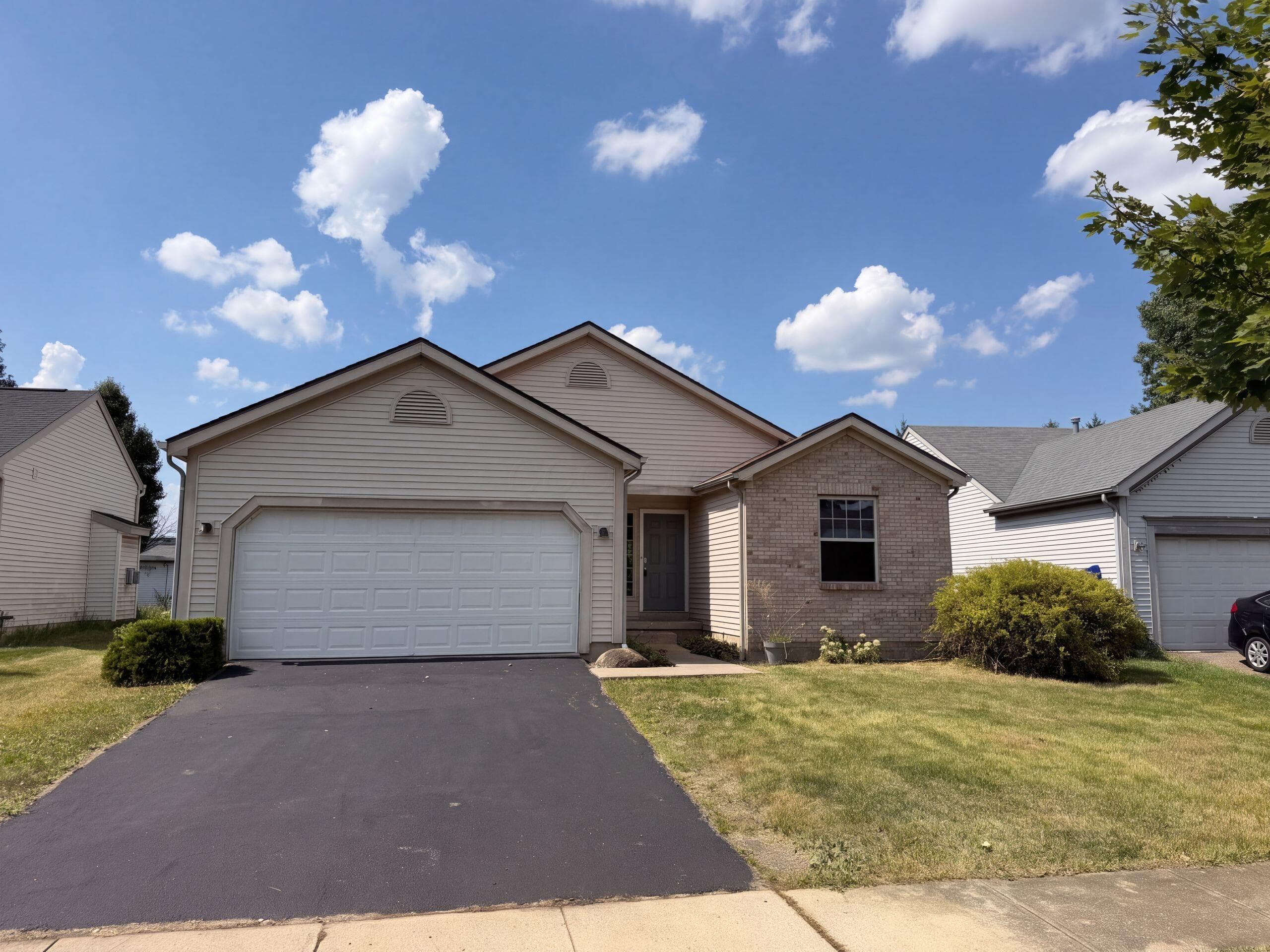 3223 Berkley Pointe Drive