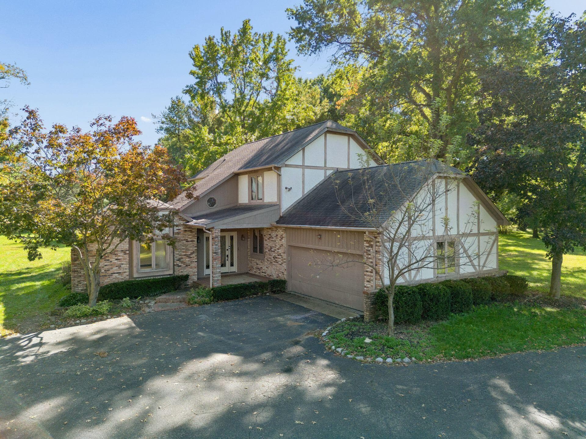 3049 Brookview Drive — photo 1 of 56