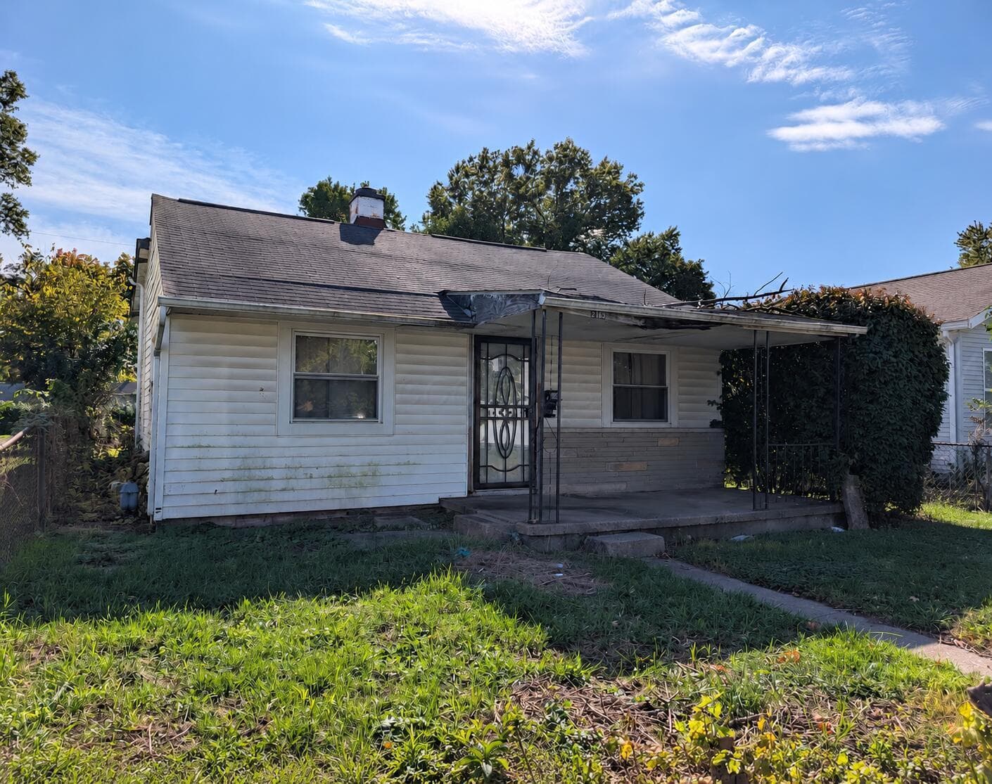 2189 Margaret Avenue — photo 1 of 1