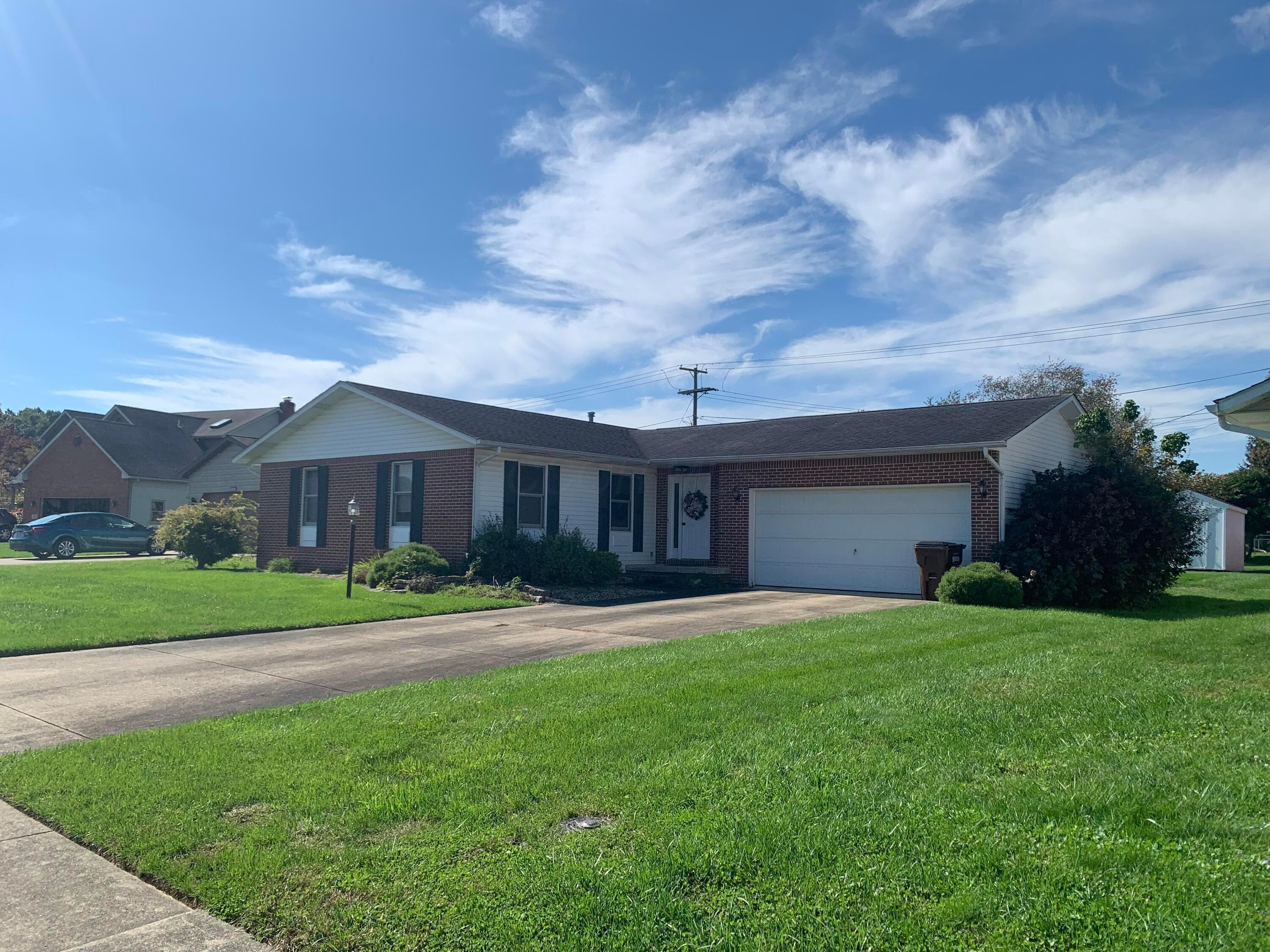 1011 Elizabeth Avenue — photo 1 of 20