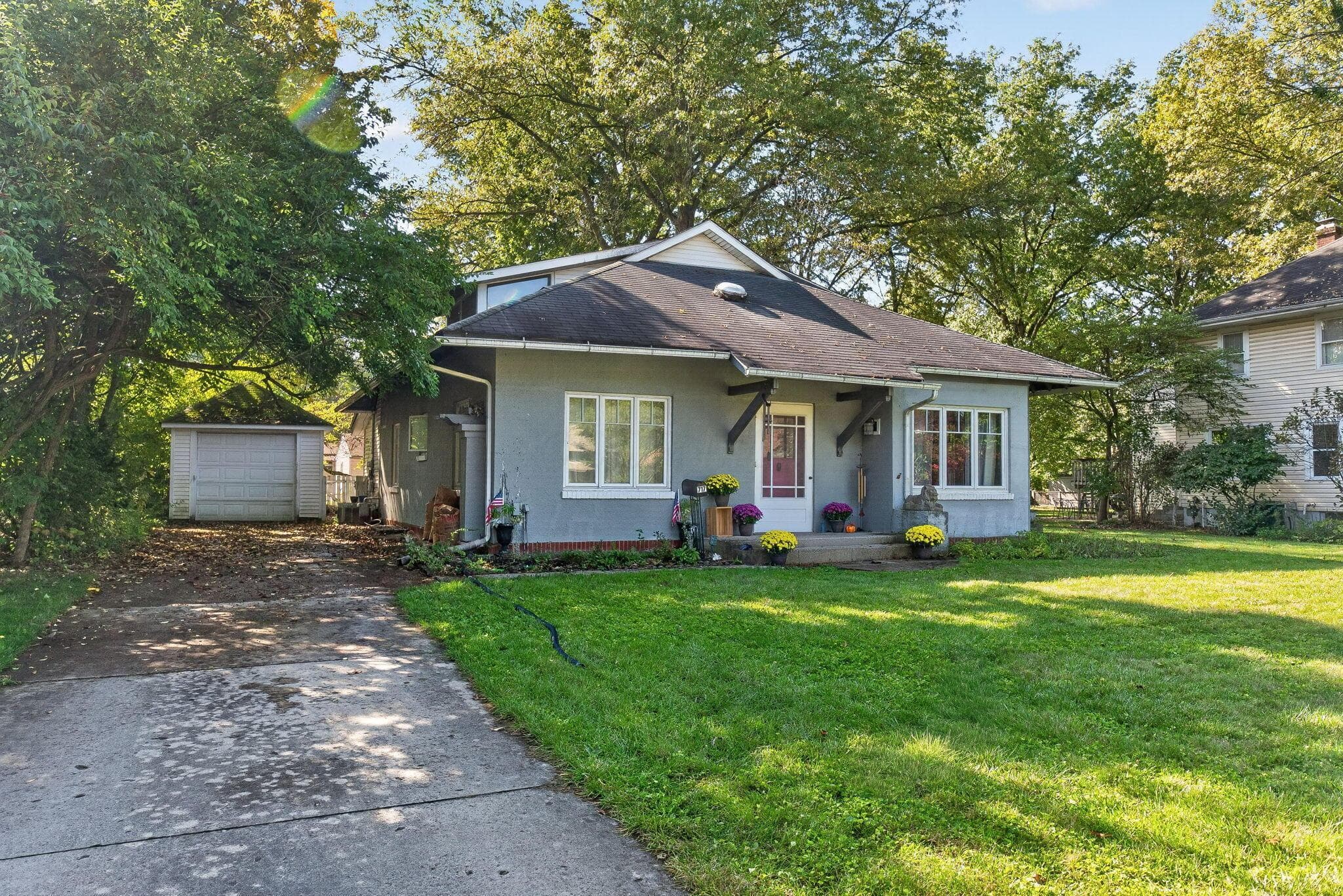 717 7th Street