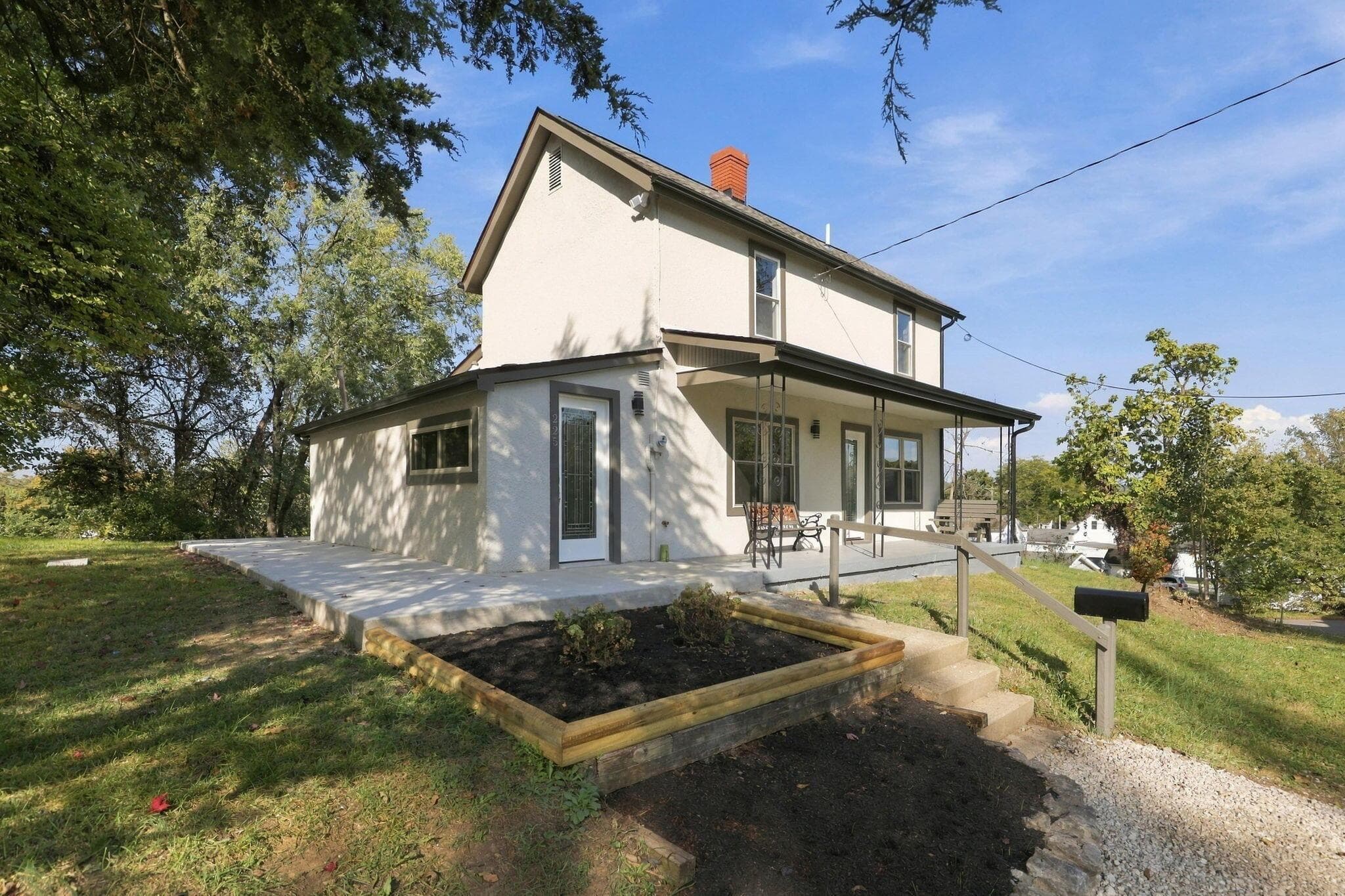 225 Maud Avenue